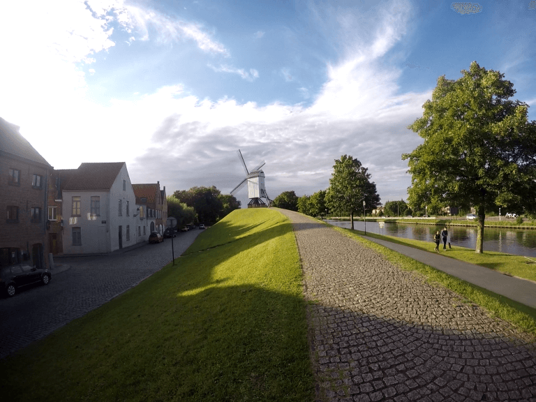 Descubre los molinos en la ciudad de Brujas