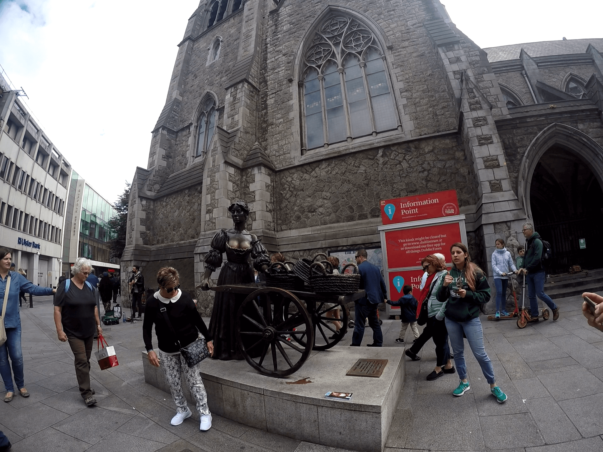 Estatua de Molly Malone, Irlanda