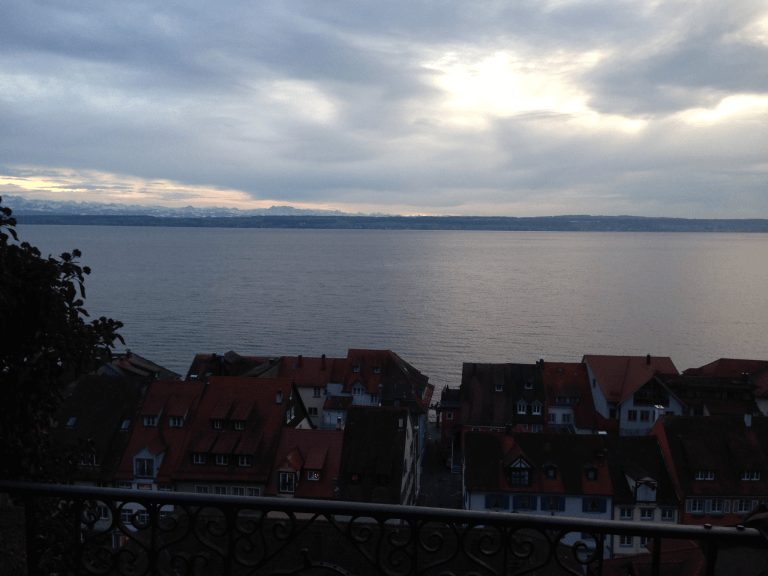 Vistas al Lago de Konstanz desde el Castillo de Meersburg, Alemania