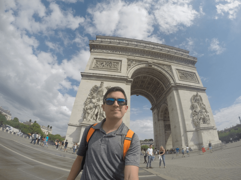 Visitar el Arco del Triunfo en París