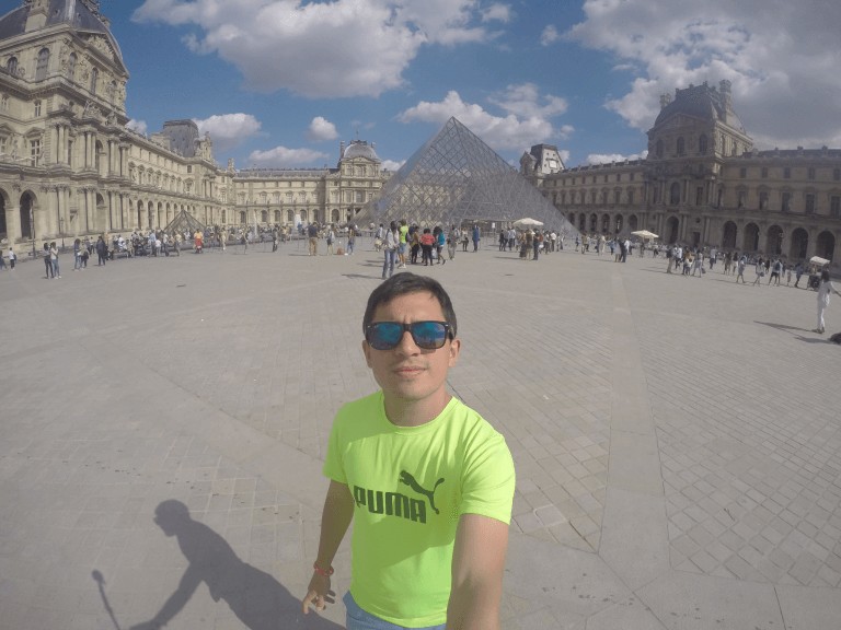 Visitar el Museo de Louvre en París