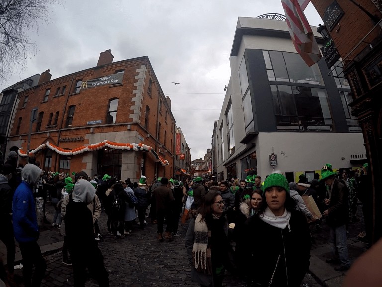 Celebrando St patrick's day, Irlanda
