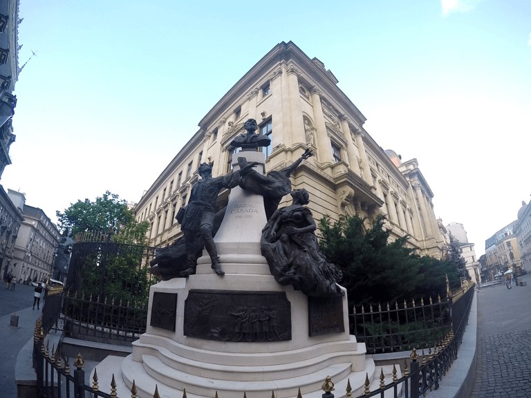 Calles de Bucarest - Viaje a Rumania