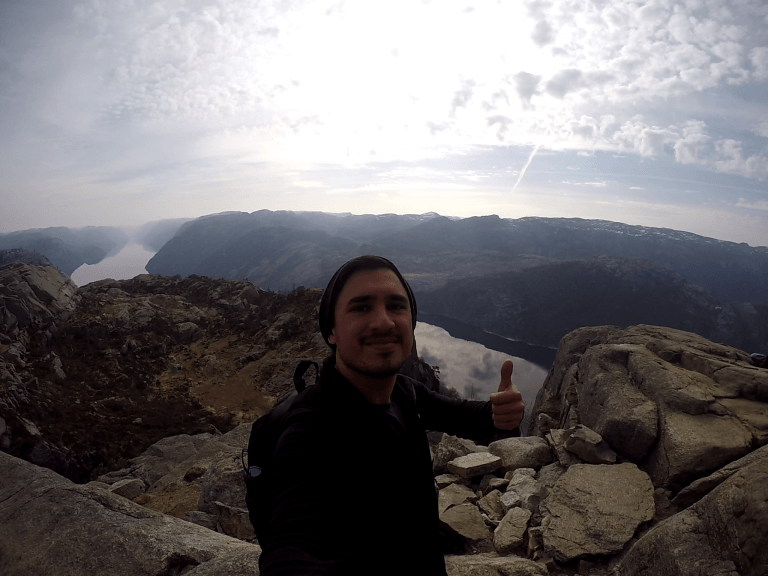Vistas desde la Roca del Pulpito (Preikestolen)