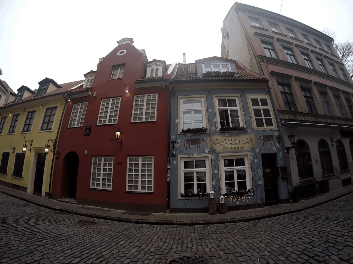 Calles de la ciudad vieja de Riga