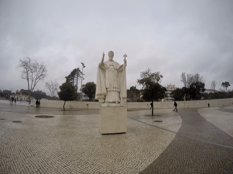 Estatua Papa Juan Pablo II
