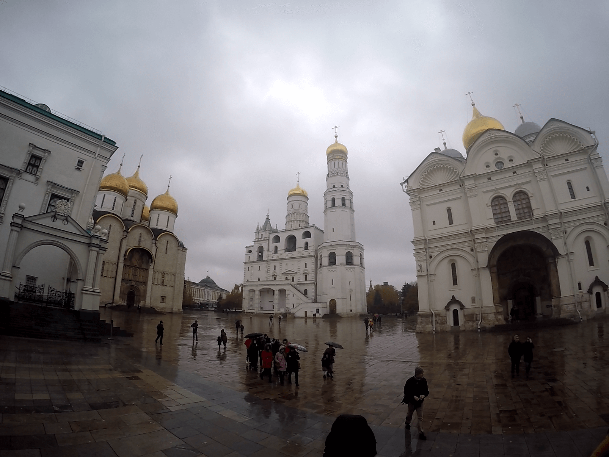 Iglesias en el Kremlin de Moscú, Rusia