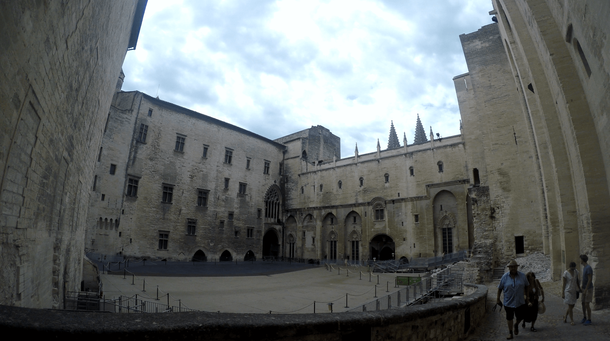 Palais Neuf o Palacio Nuevo de Avignon