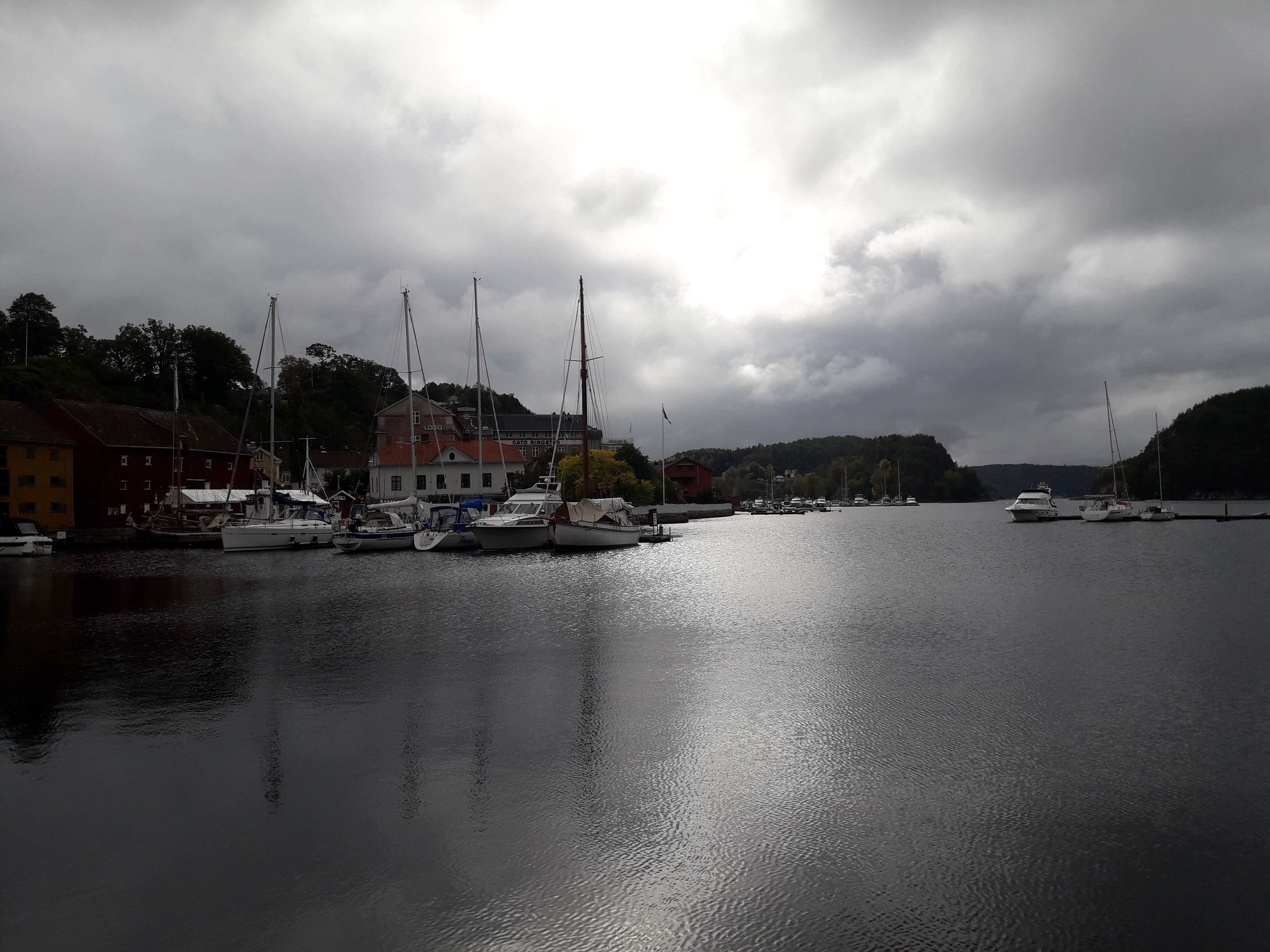 Vistas al Fiordo en Halden, Noruega