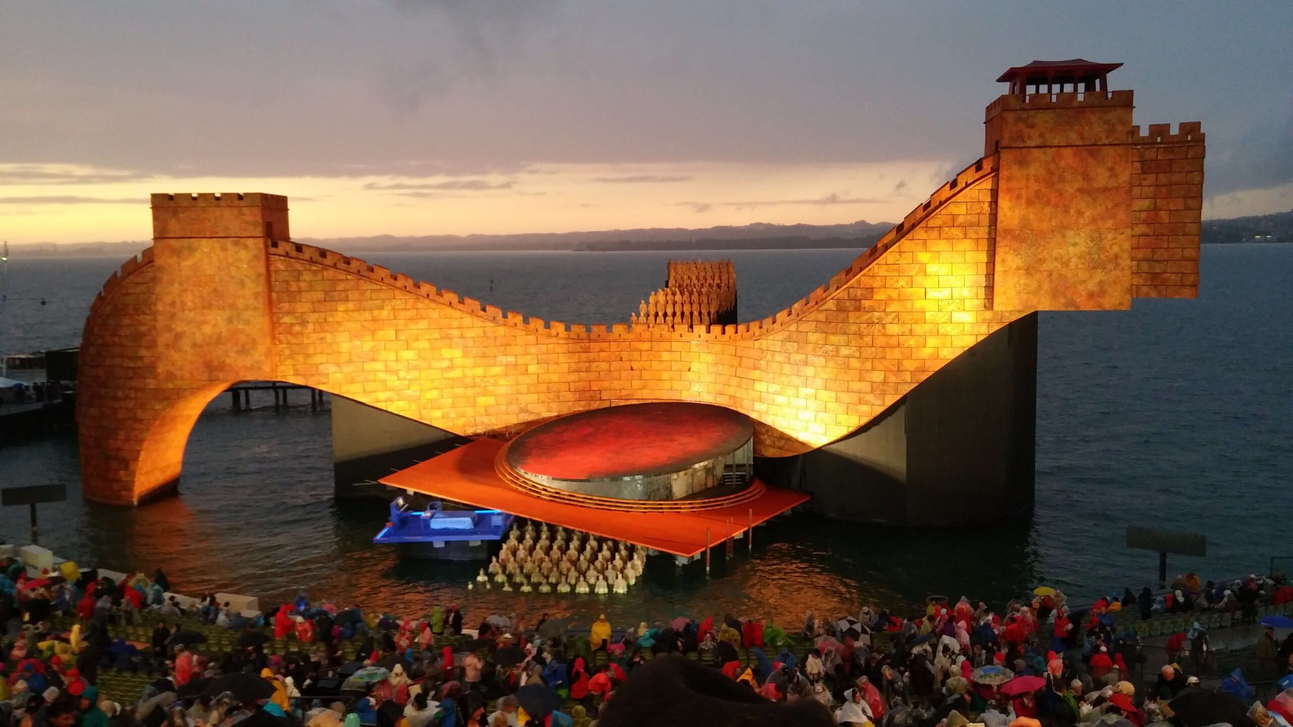 Bregenz: ¡El Teatro Flotante Más Grande Del Mundo! - Viaje a Austria