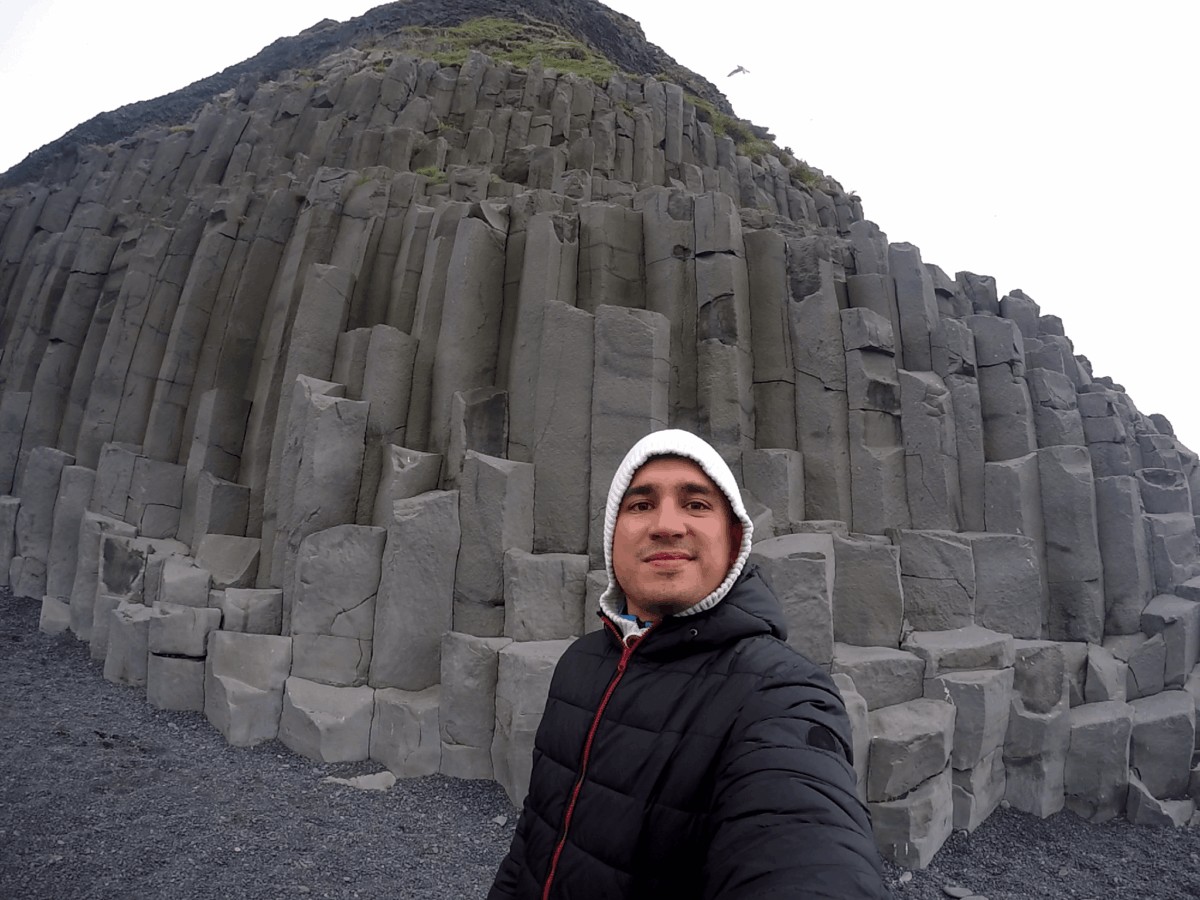 Reynisfjara: La playa más famosa de Islandia