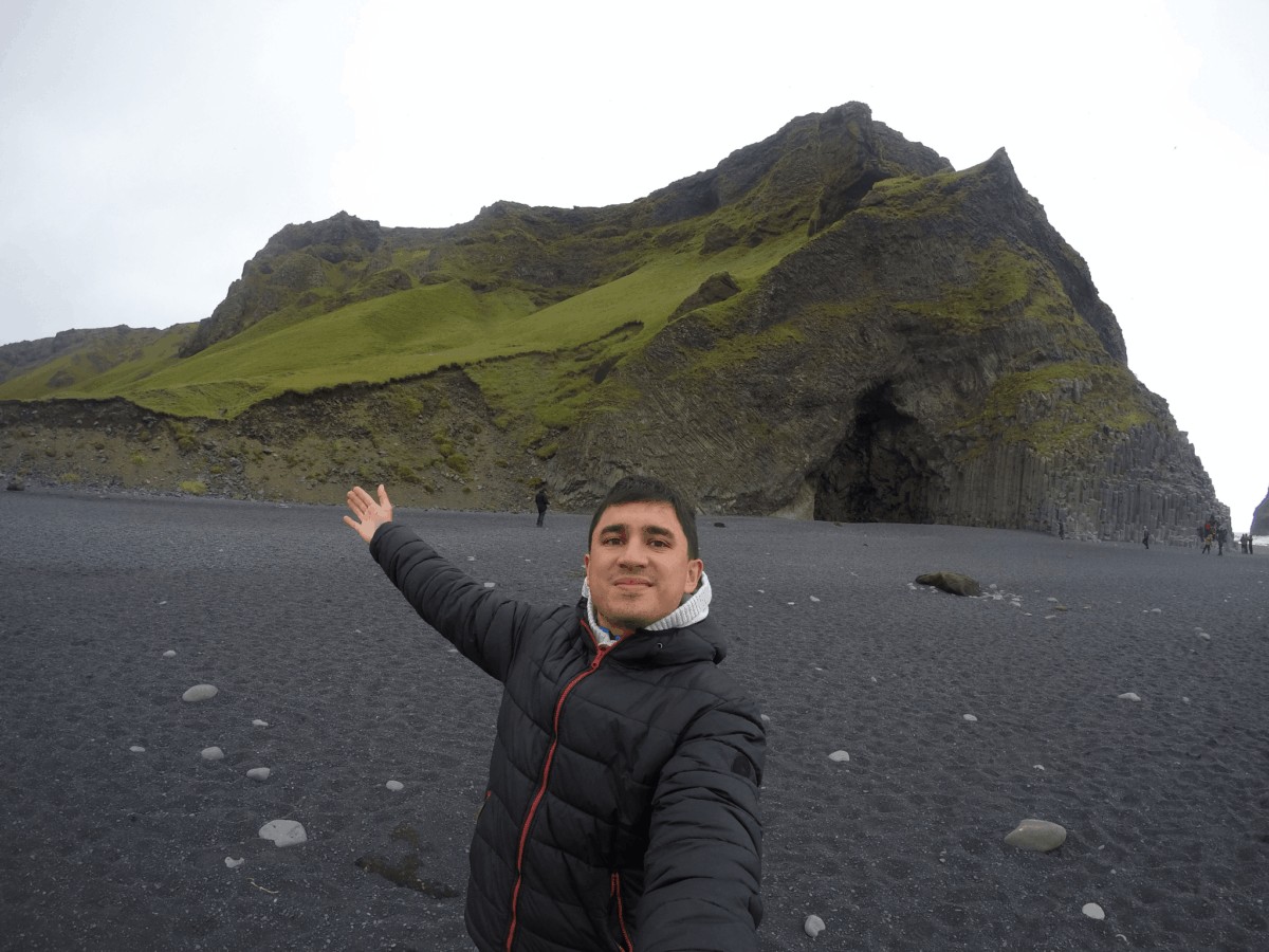 Reynisfjara: La playa más famosa de Islandia
