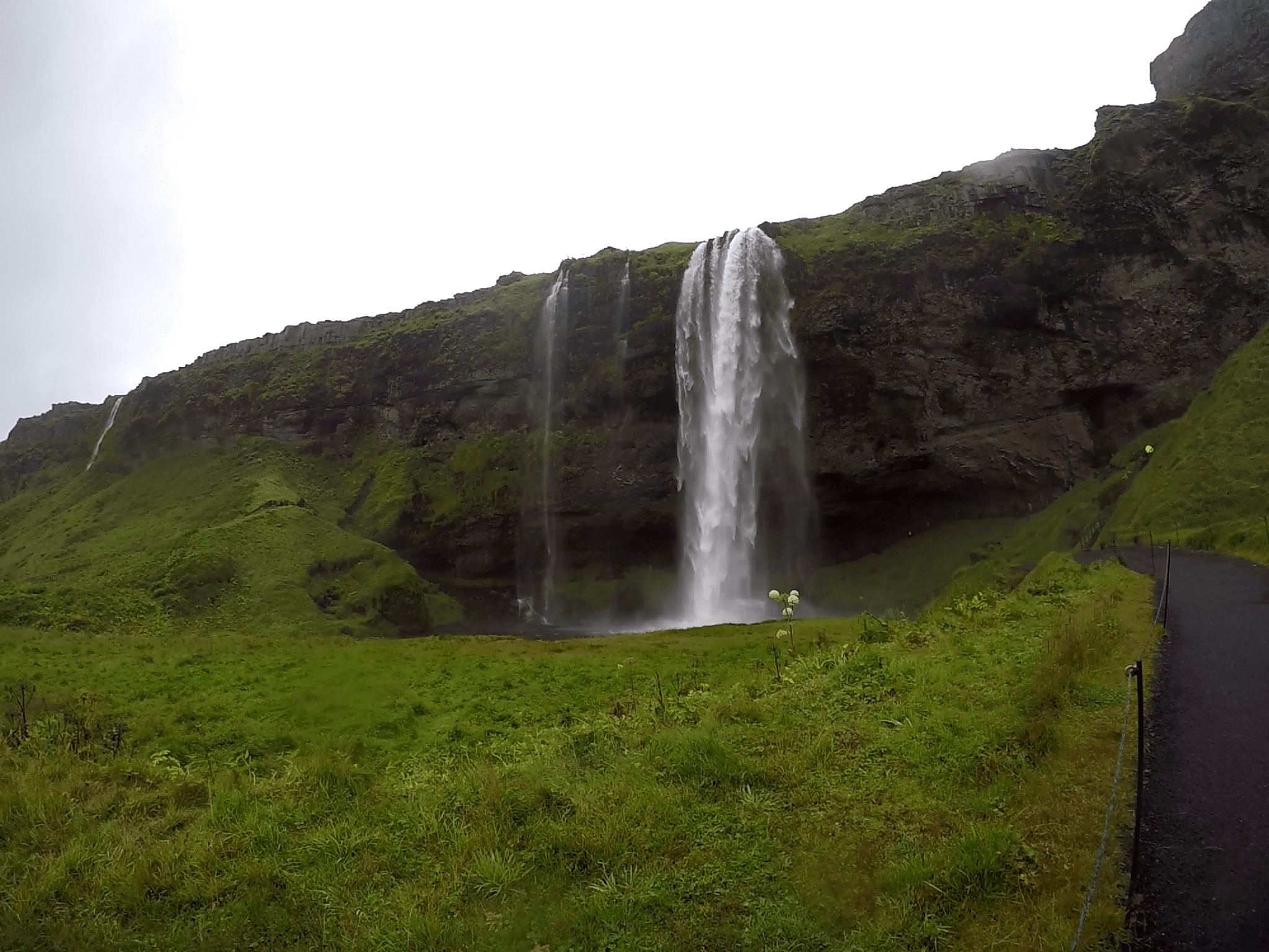 Seljalandsfoss y Gljufrafoss: 2 Cascadas Espectaculares - Islandia