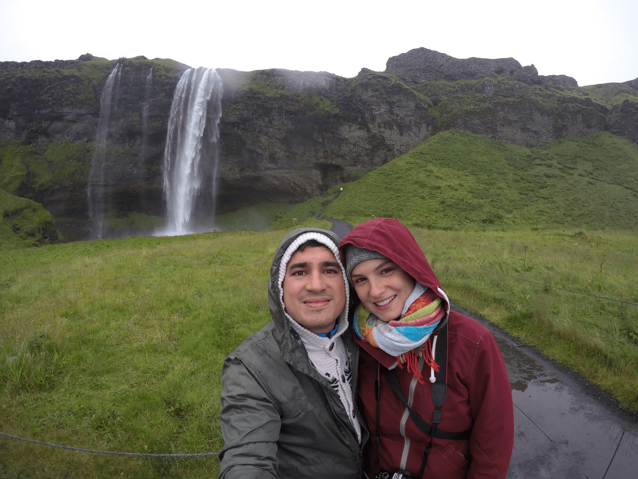 Seljalandsfoss y Gljufrafoss: 2 Cascadas Espectaculares - Islandia