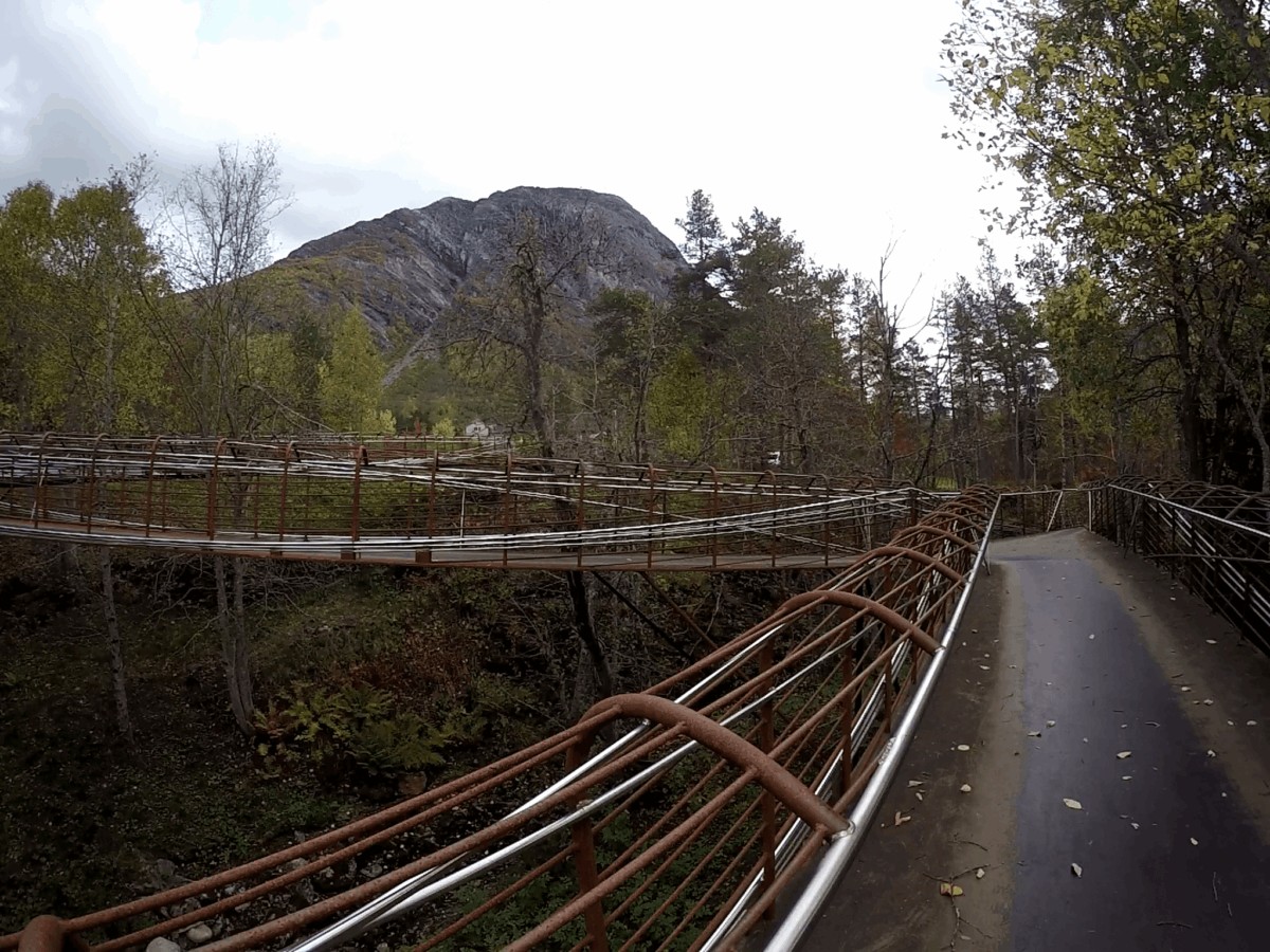 Gudbrandsjuvet: Mirador al río Valldøla - Noruega
