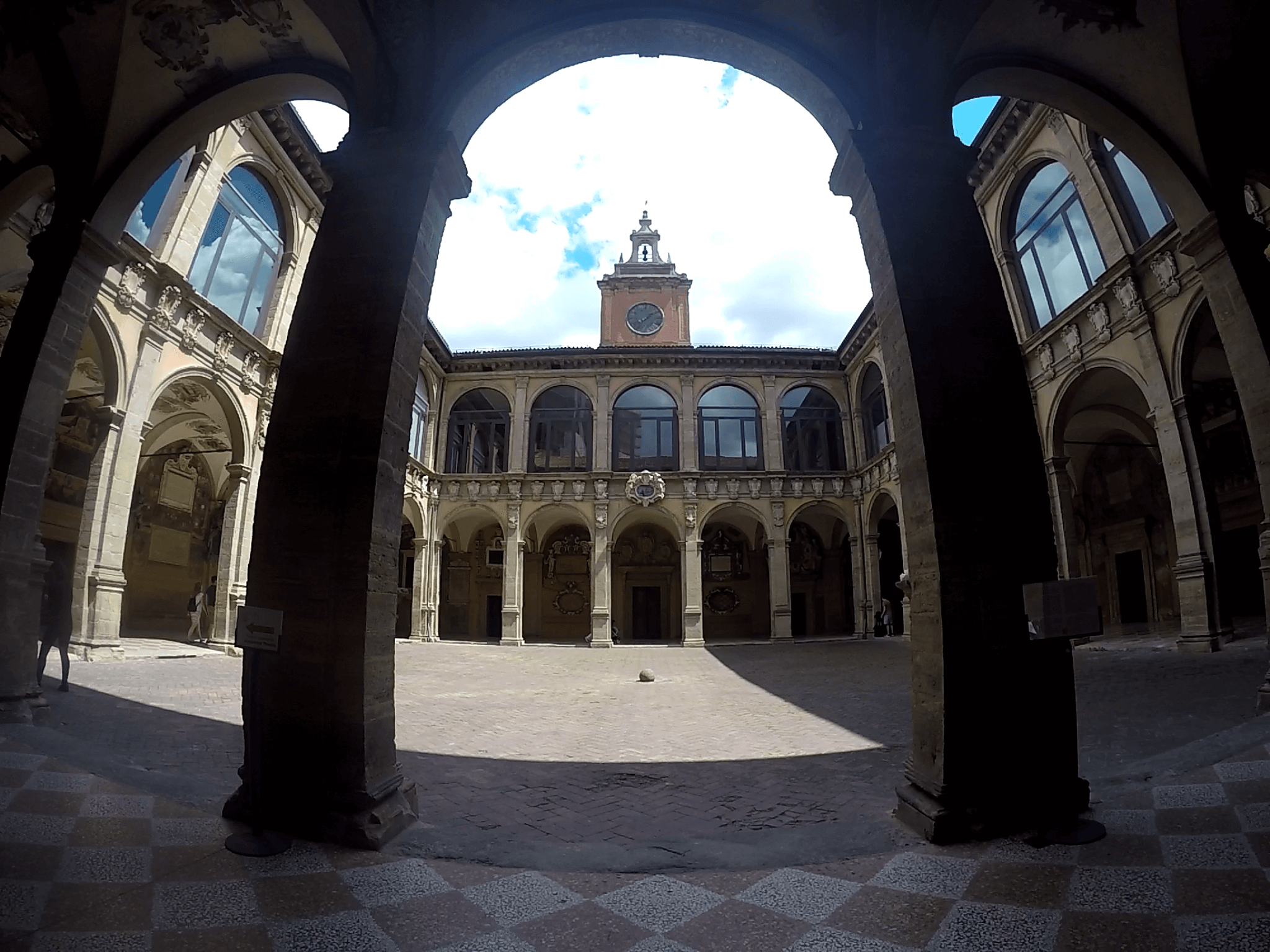 Universidad de Bolonia