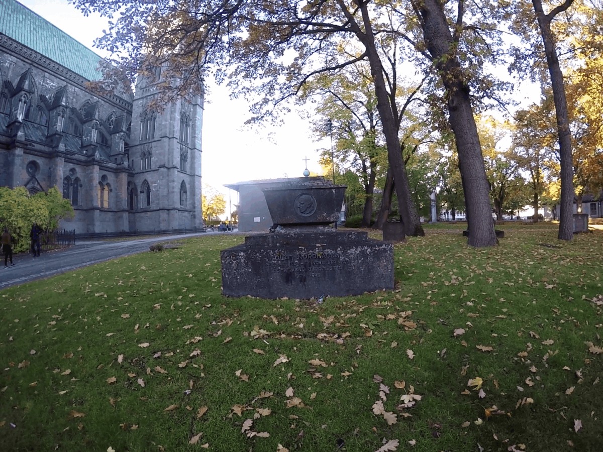 Nidaros: La Catedral Medieval más al Norte del Mundo - Noruega