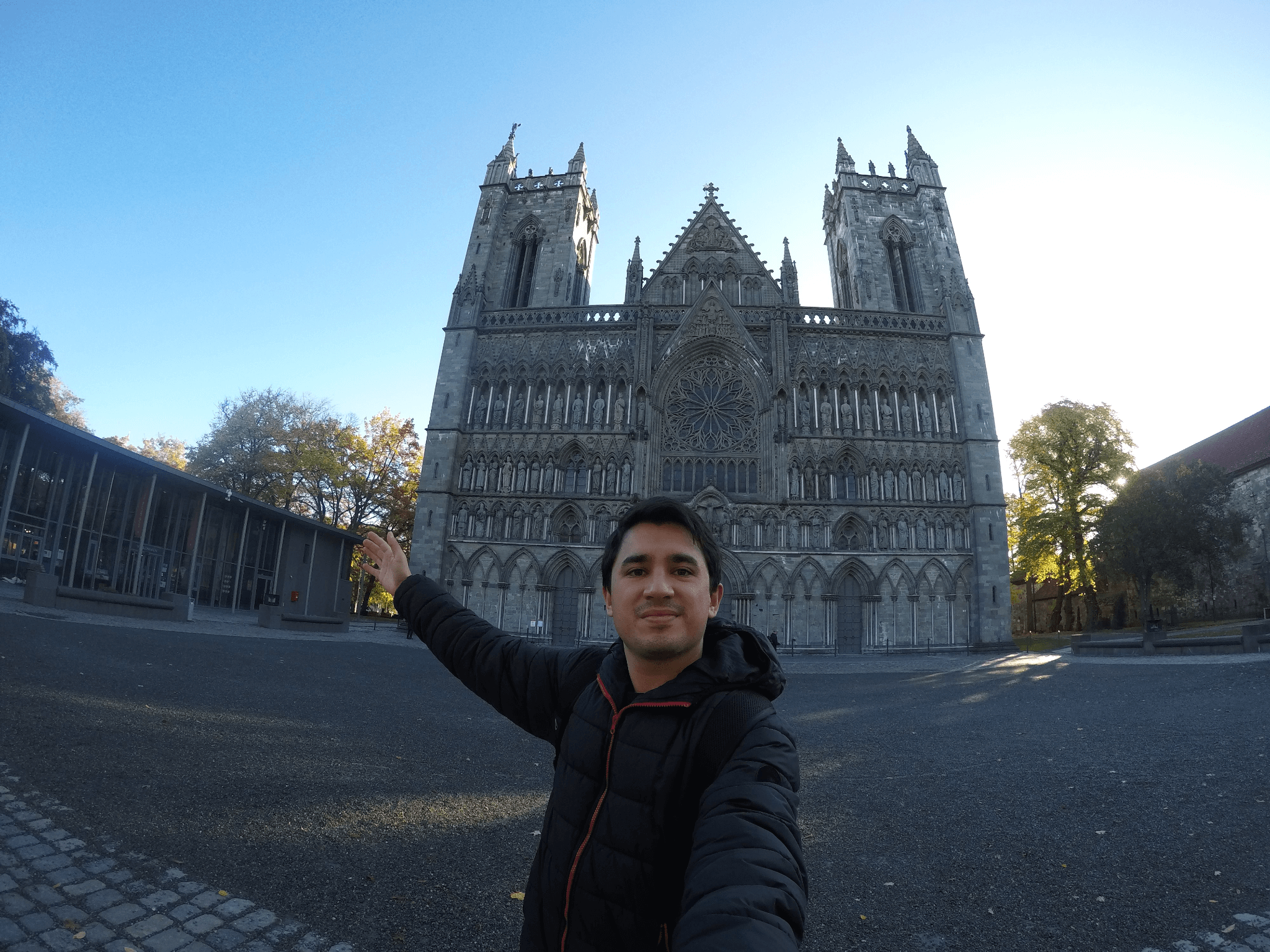Nidaros: La Catedral Medieval más al Norte del Mundo - Noruega