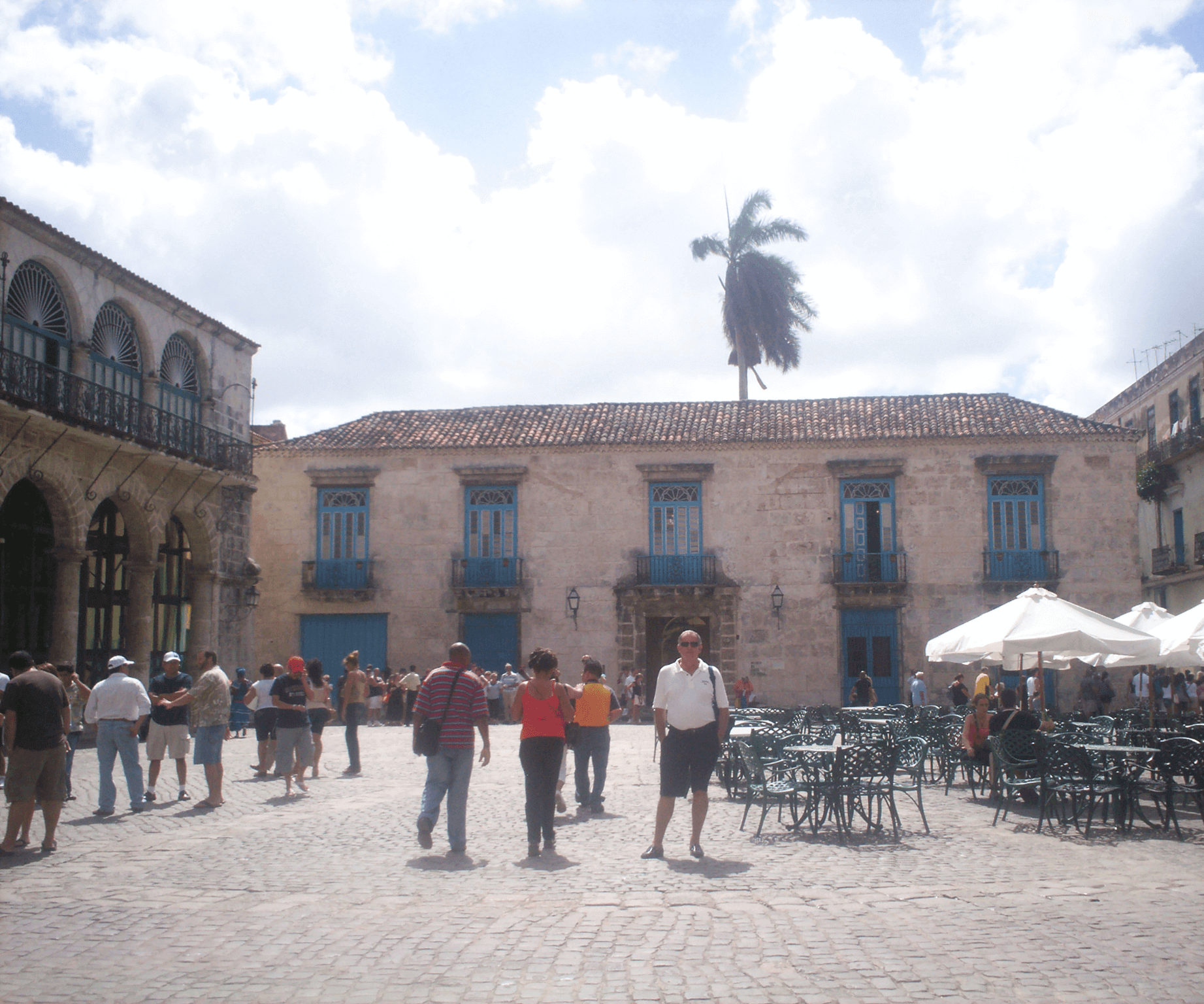 Plaza Vieja - Cuba