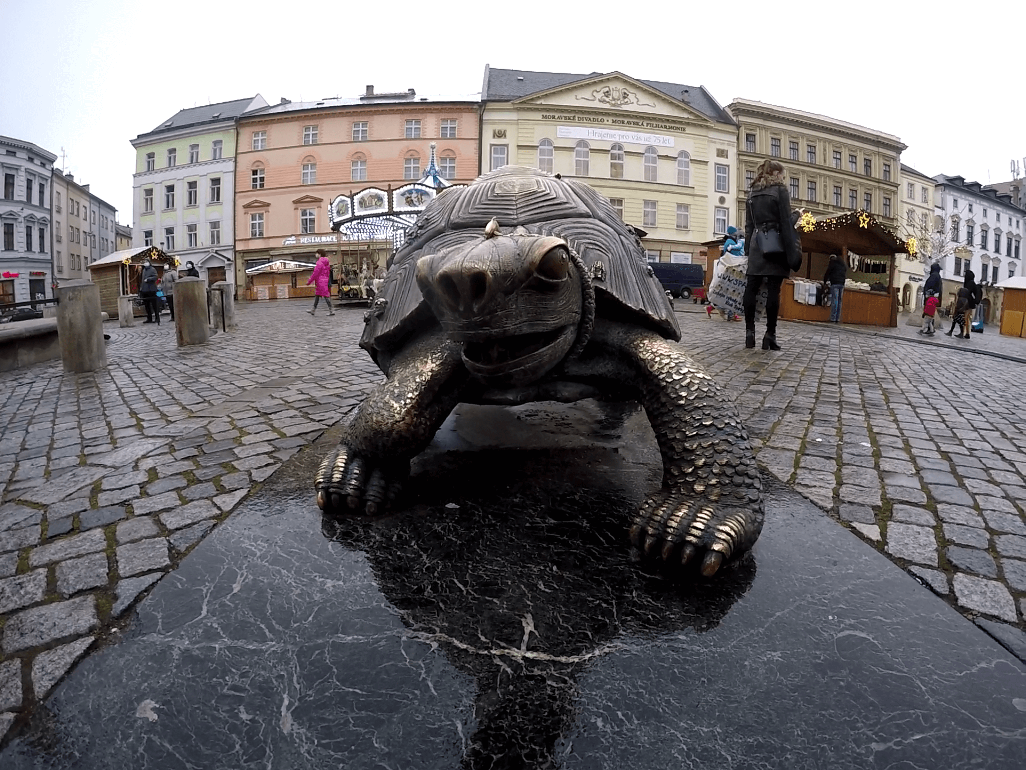 Estatua de la Tortuga en la Plaza del Ayuntamiento
