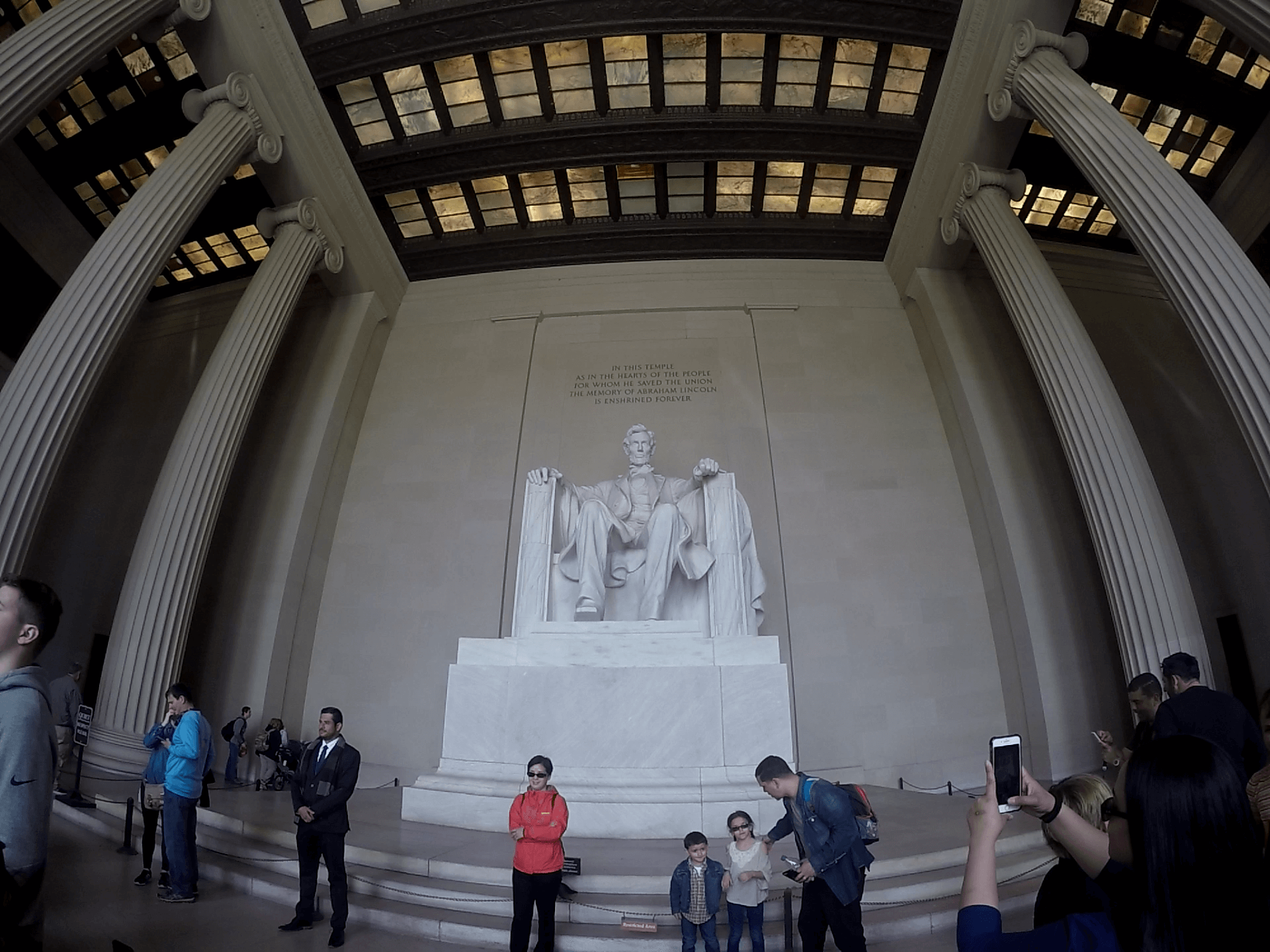 Explicación del Edificio en donde está el Monumento a Lincoln
