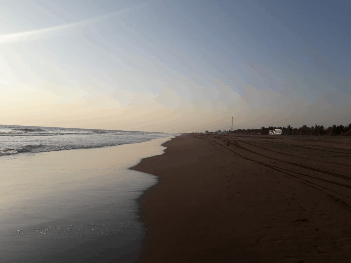 Playa de Arena Negra