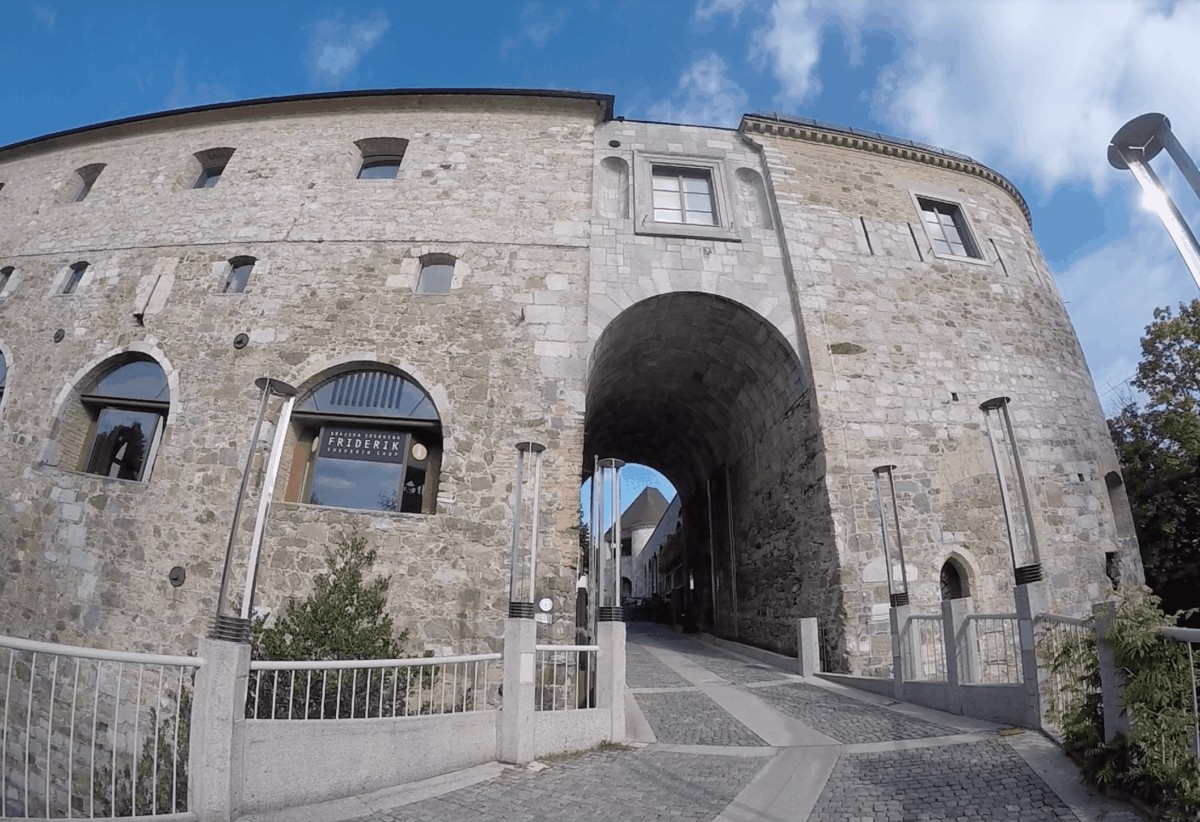 Visitar esta fortaleza en Ljubljana