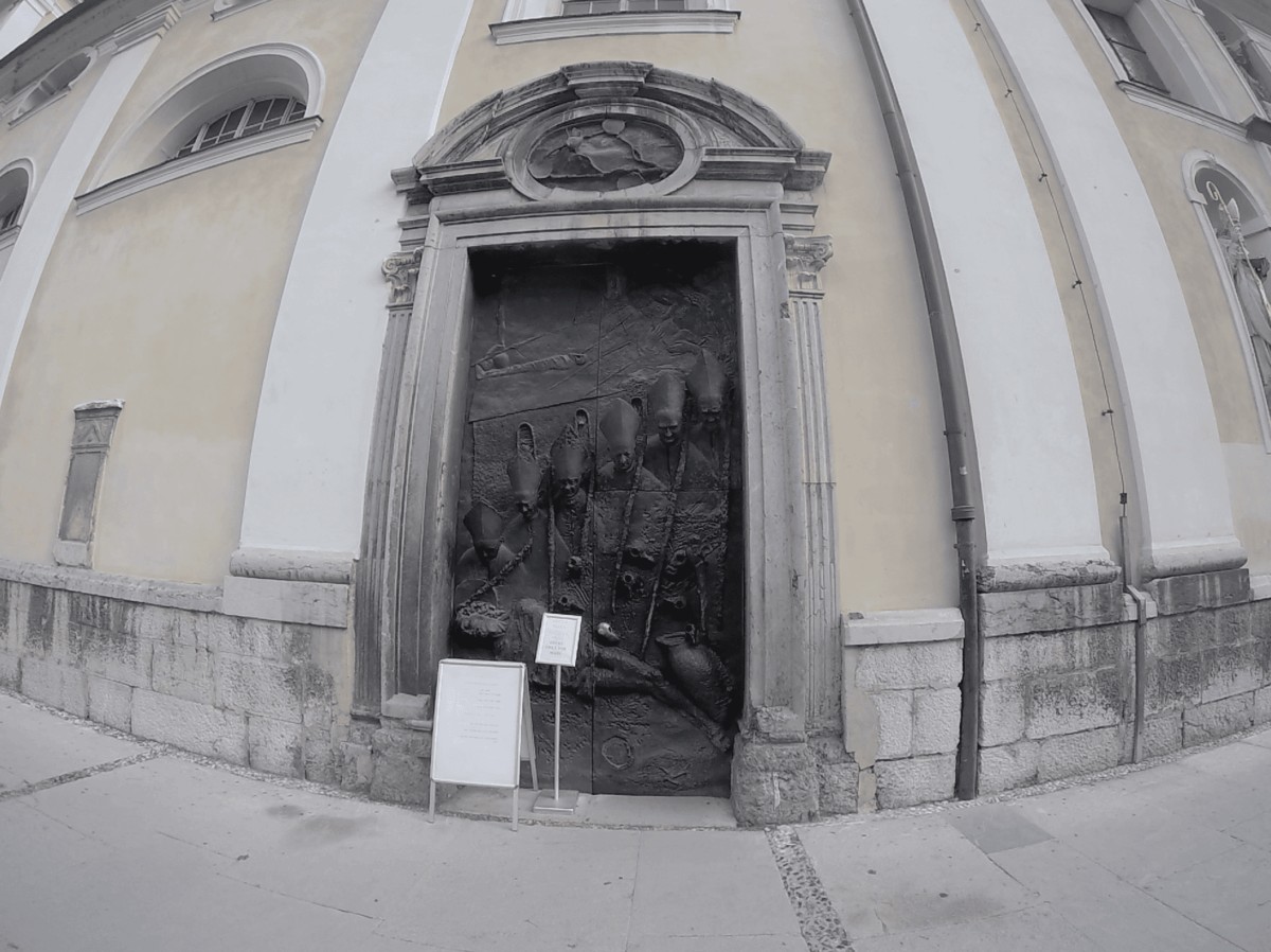 Puertas de la Catedral de San Nicolás