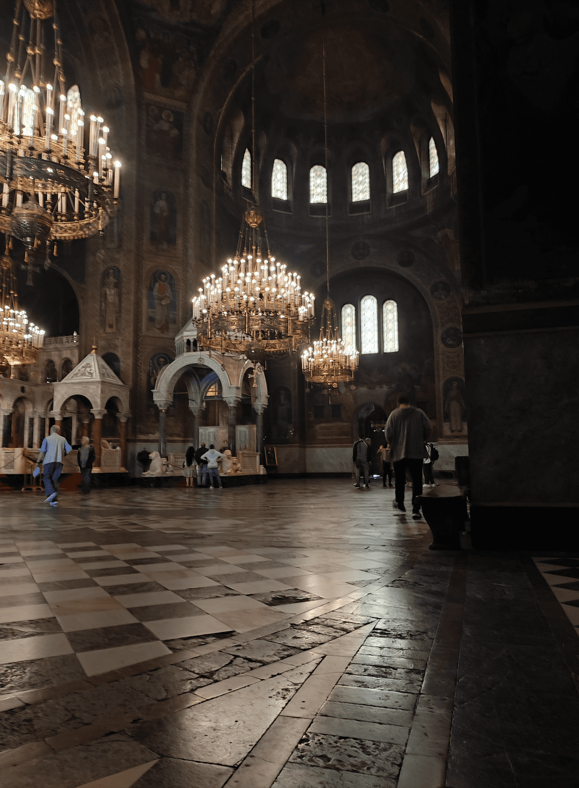 Información al Visitar la Catedral de San Alejandro Nevski en Sofía