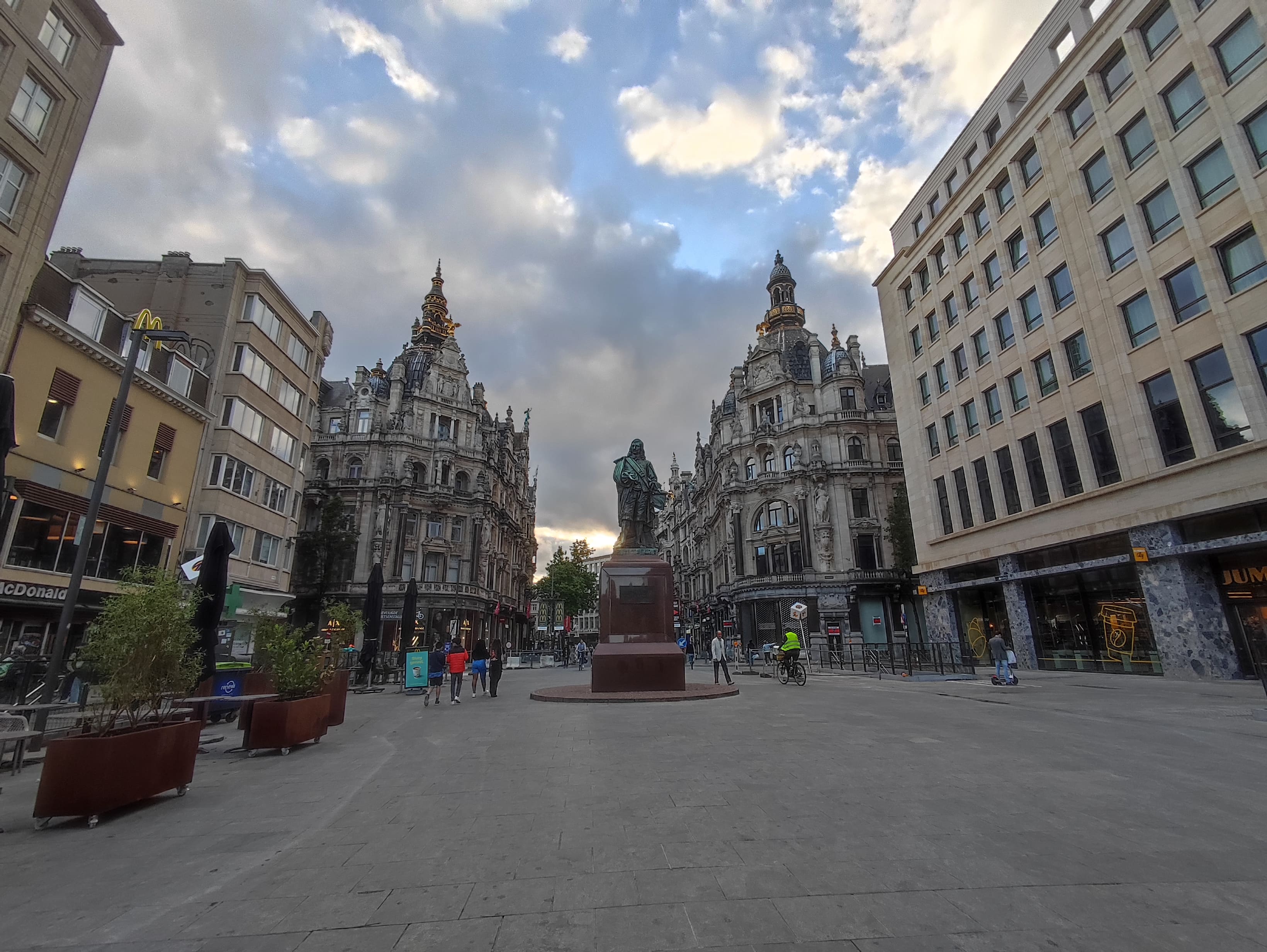 Calle Peatonal Meir (Meir Street)