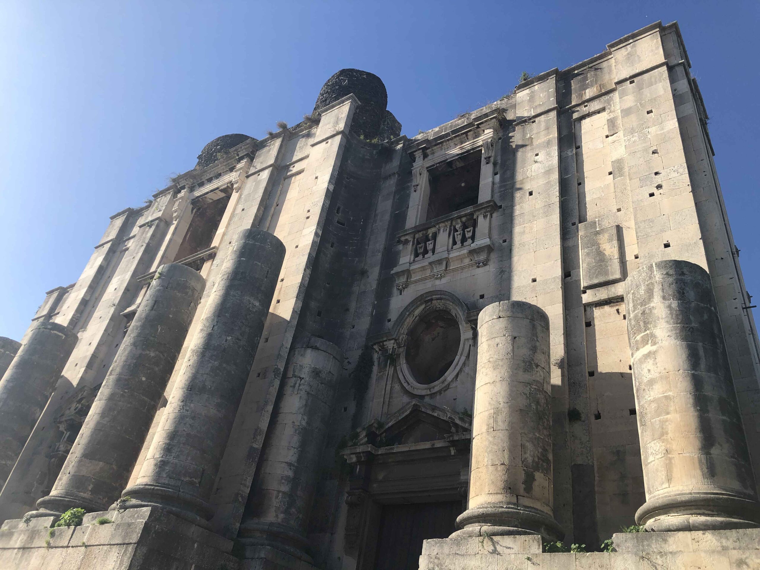 Catania una Joya en la Isla de Sicilia, Italia