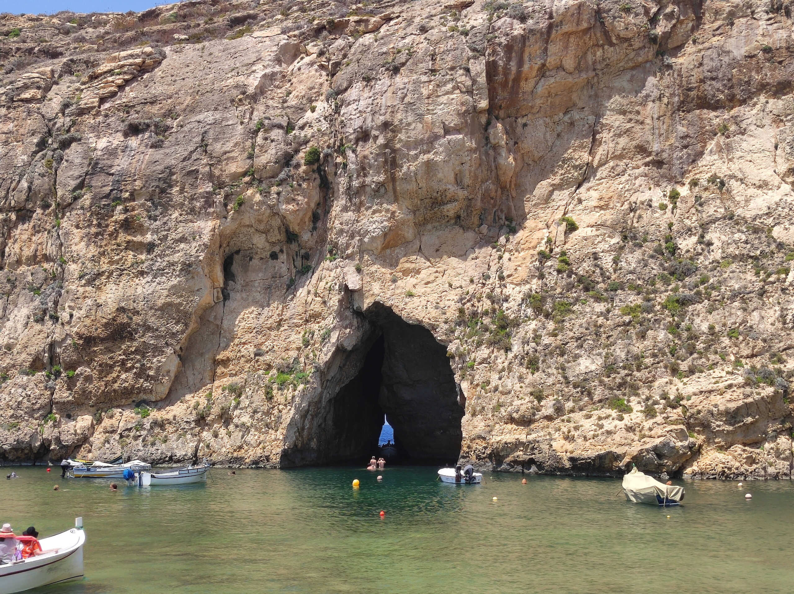 Cueva en Dwerja en Gozo Malta
