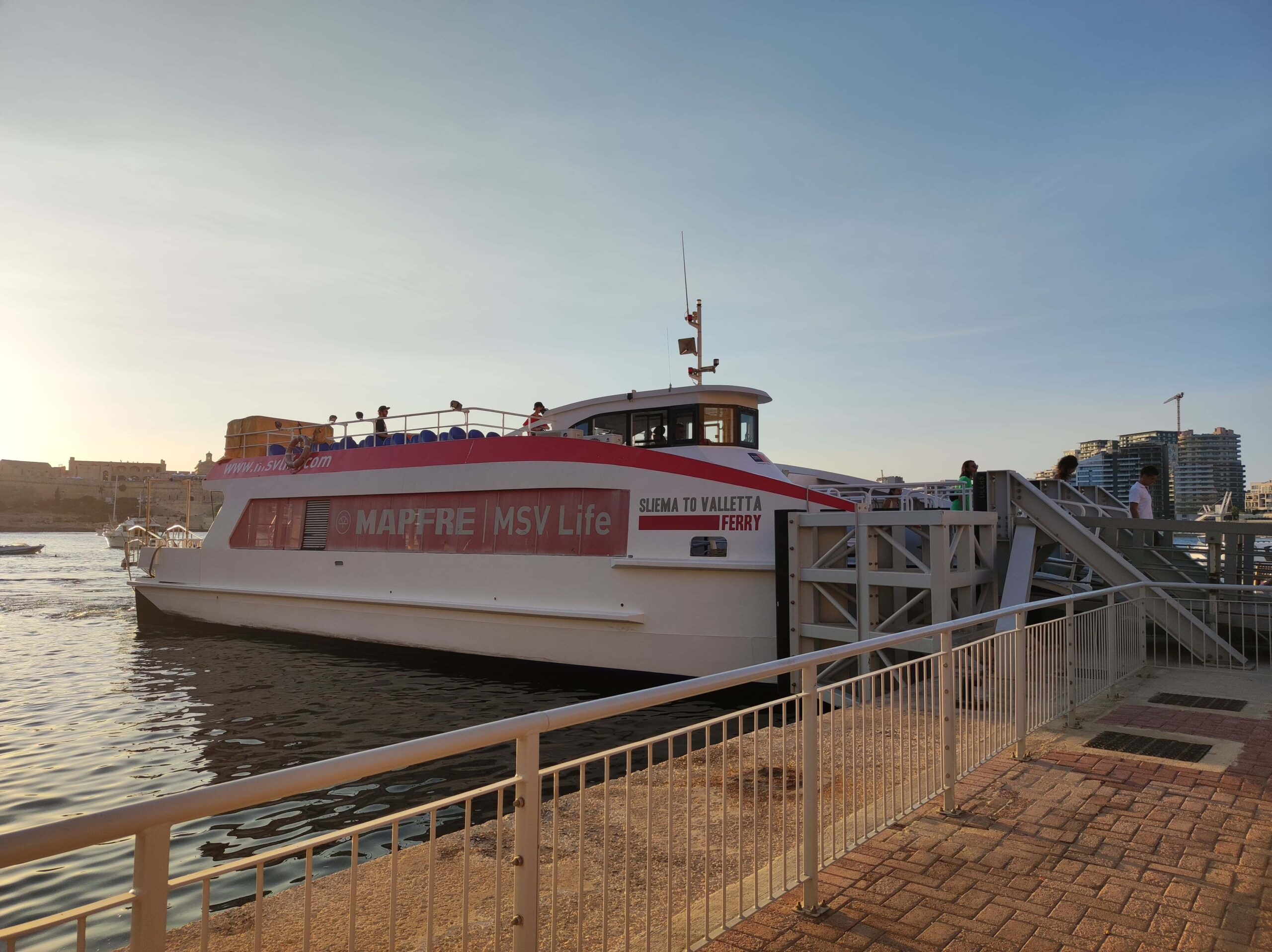 Ferry de la Valeta a Sliema en Malta