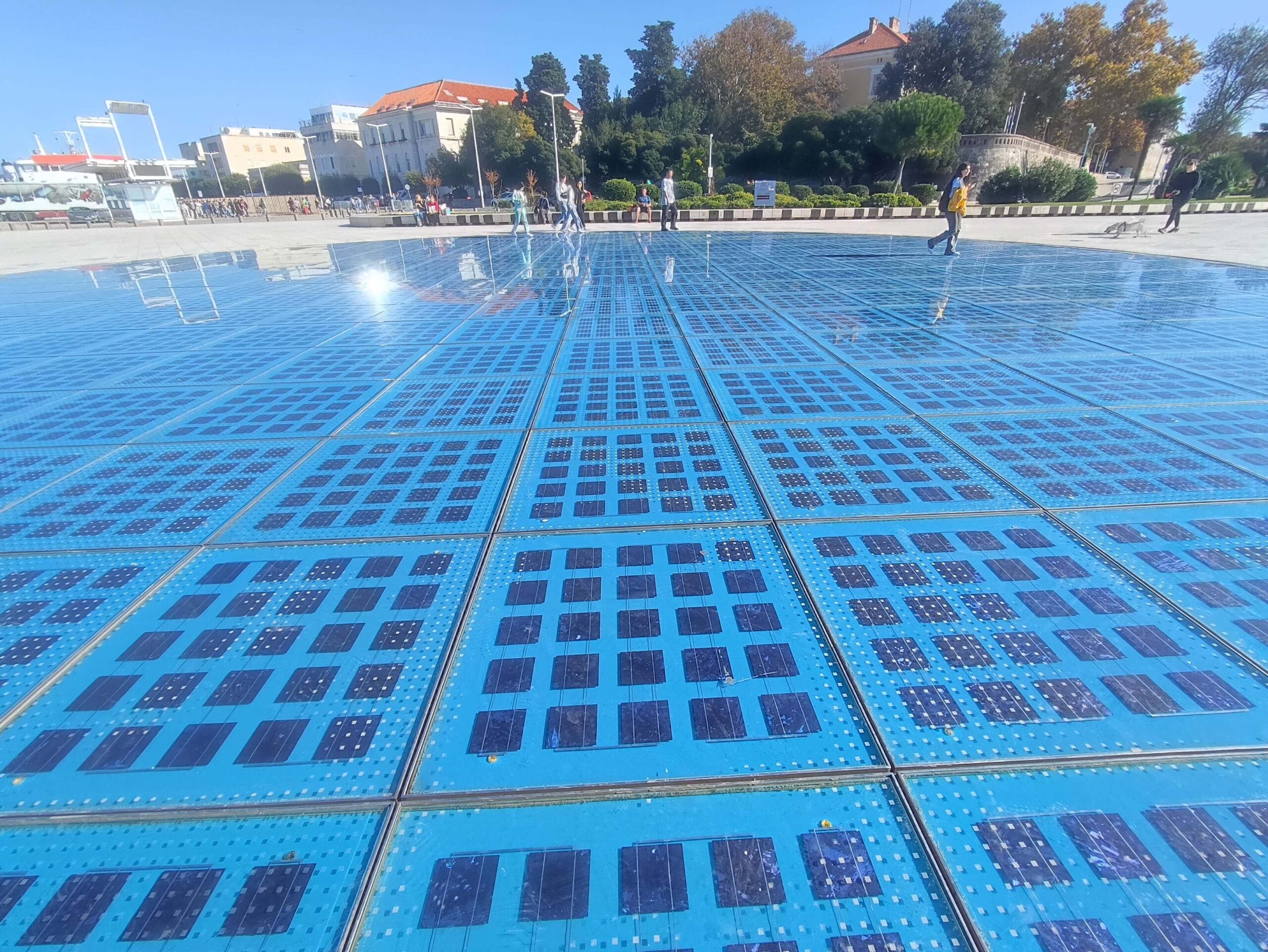 Saludo al Sol en Zadar Croacia