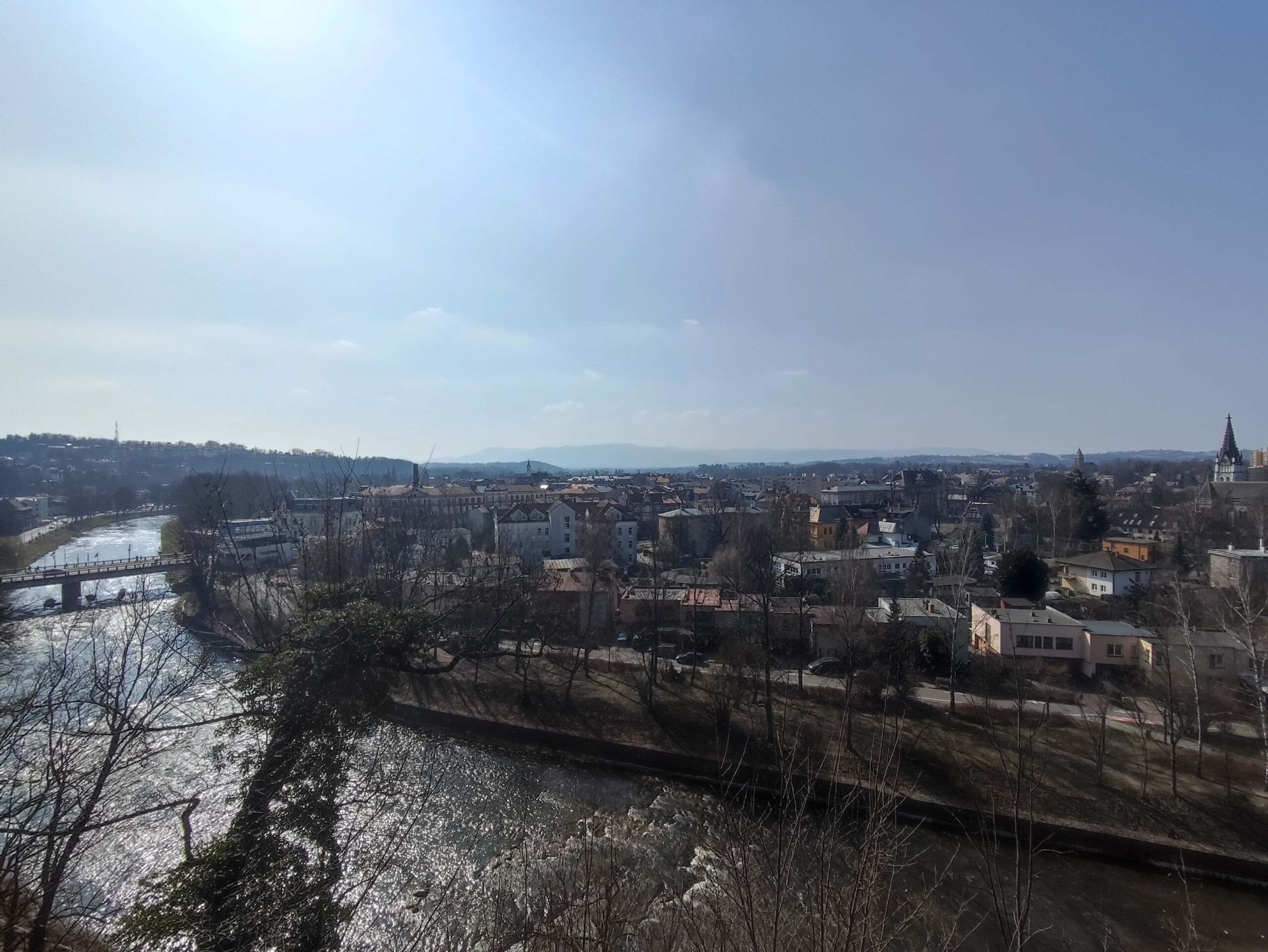 Vistas desde el parque del Palacio de Cieszyn