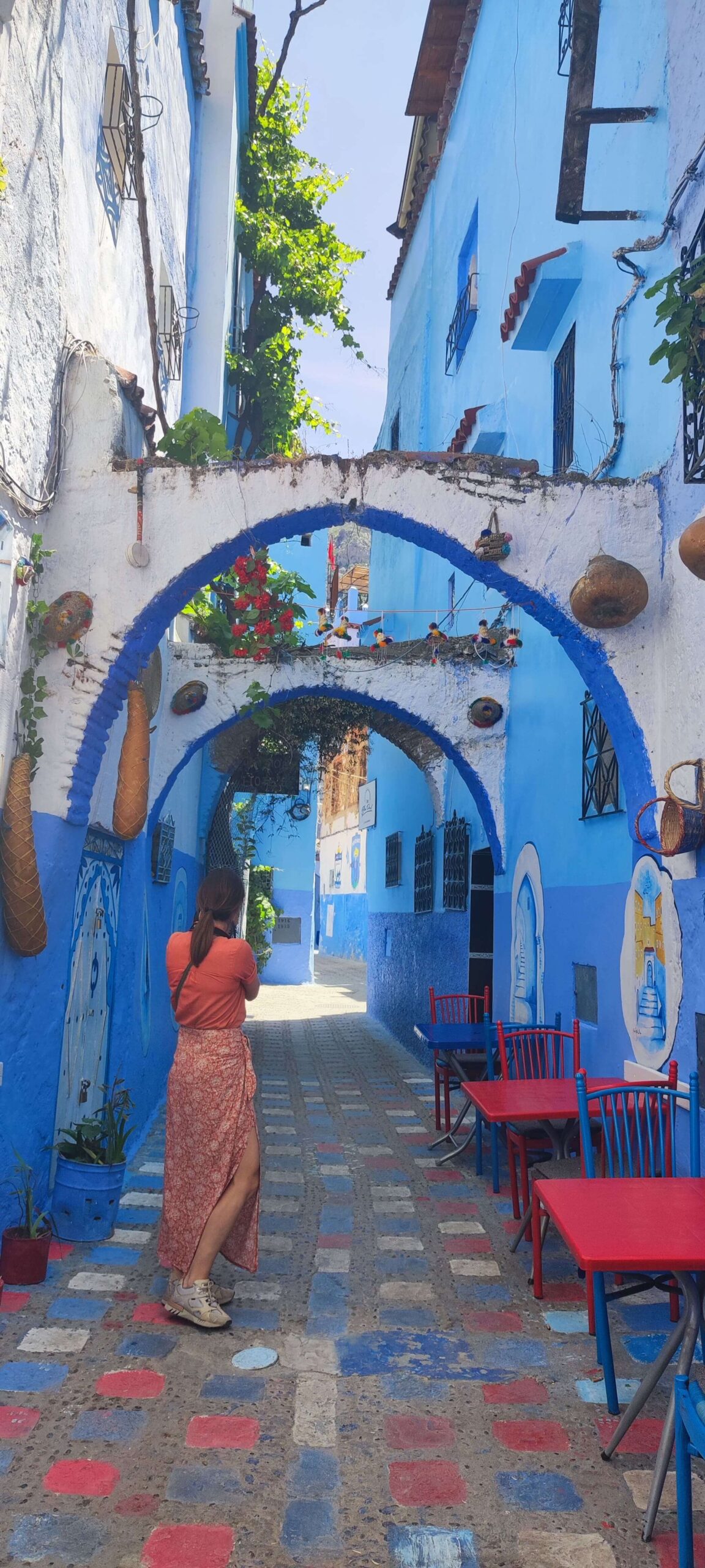 Admira la Arquitectura y los Detalles Decorativos - Ciudad Azul de Chefchaouen