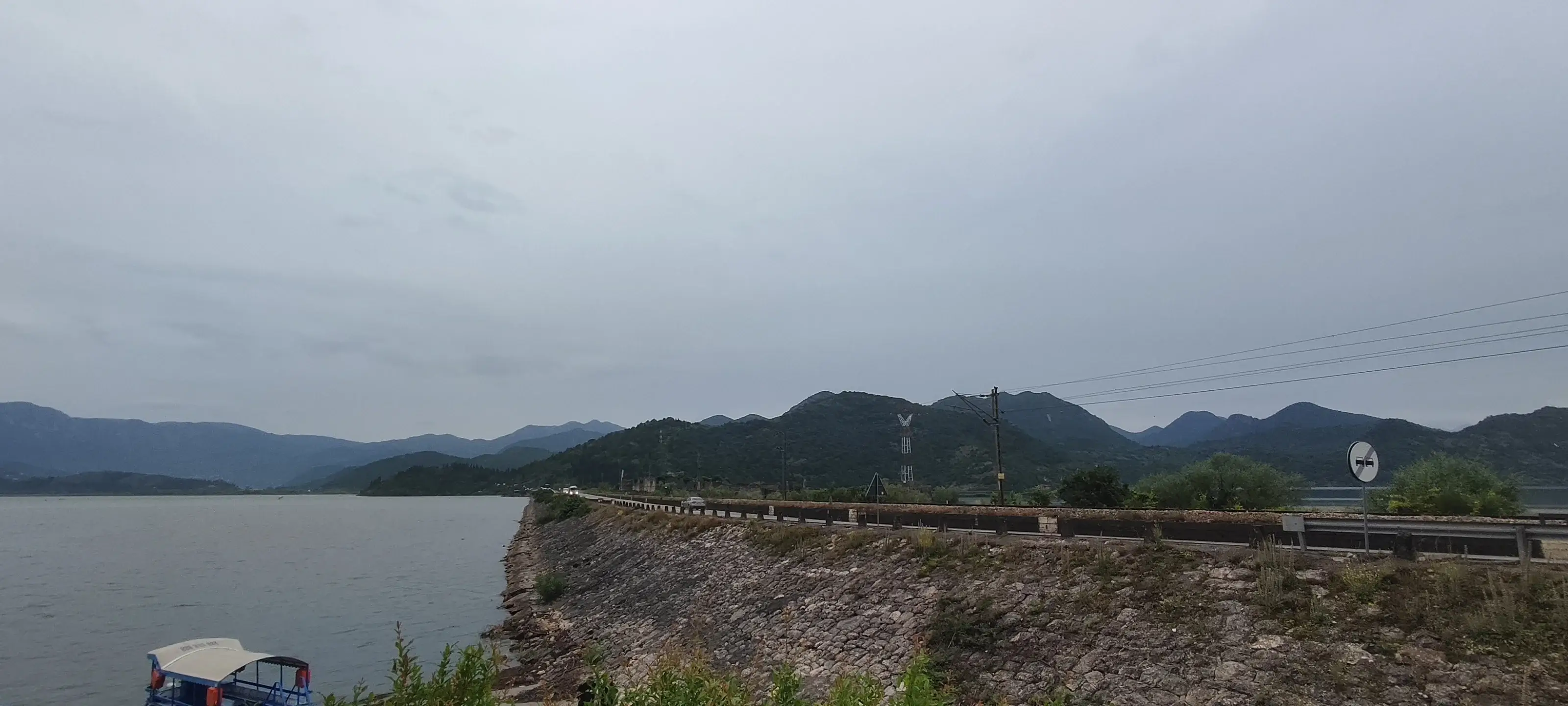 Adentrándote en el lago Skadar