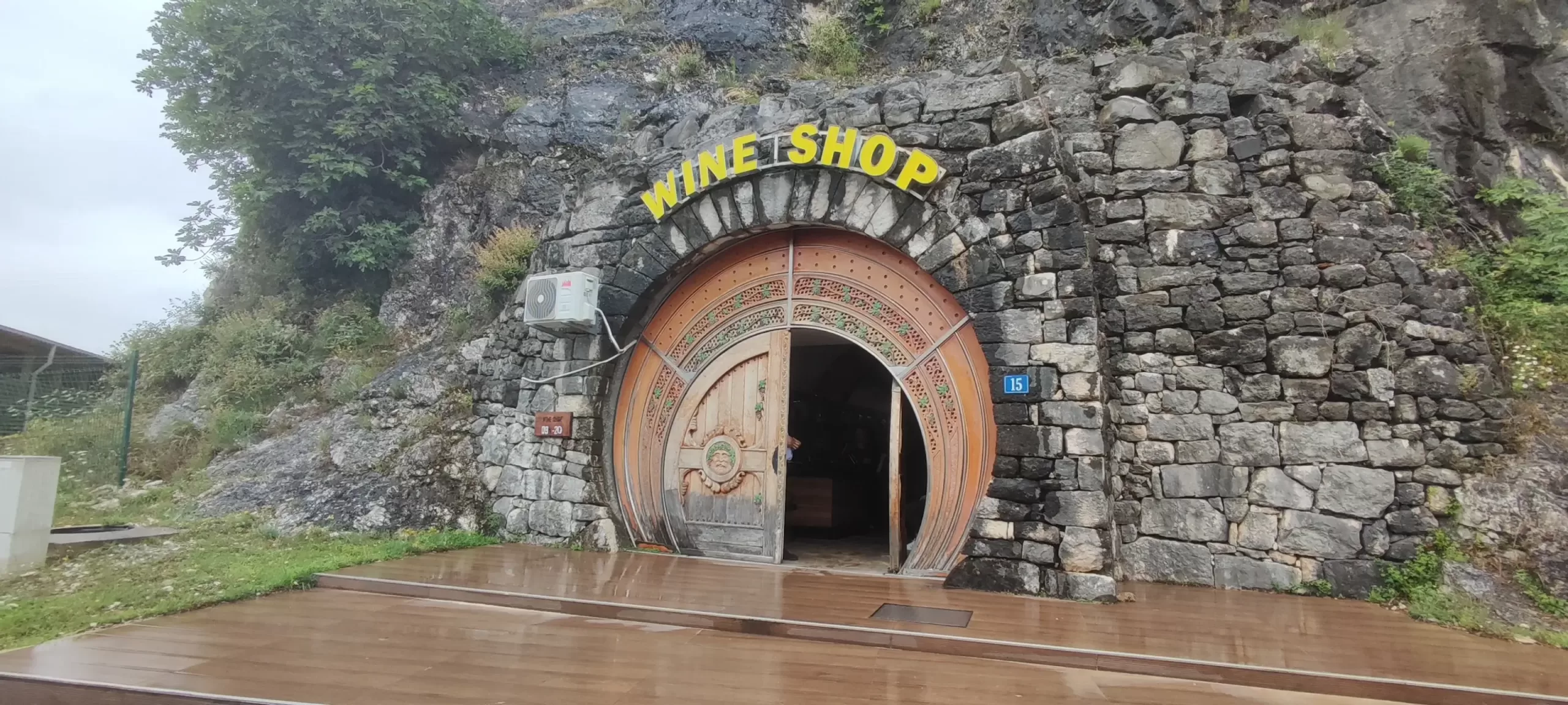 pueblos ribereños del lago Skadar