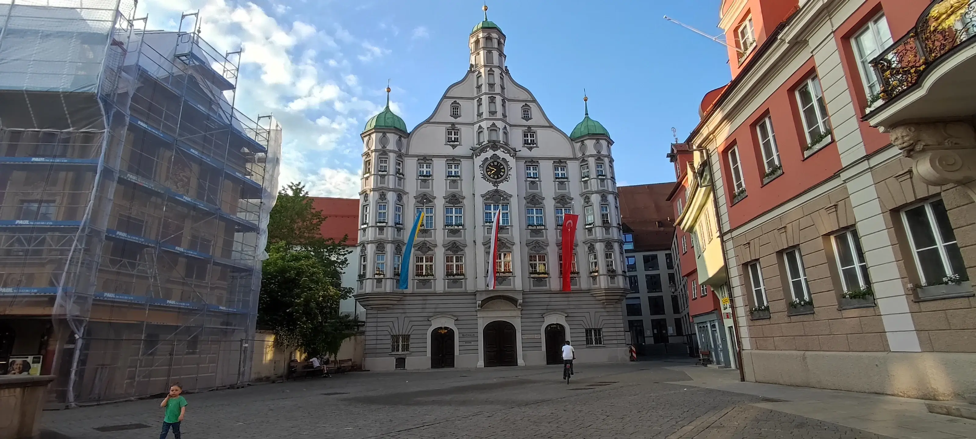 Plaza del Mercado y el Ayuntamiento