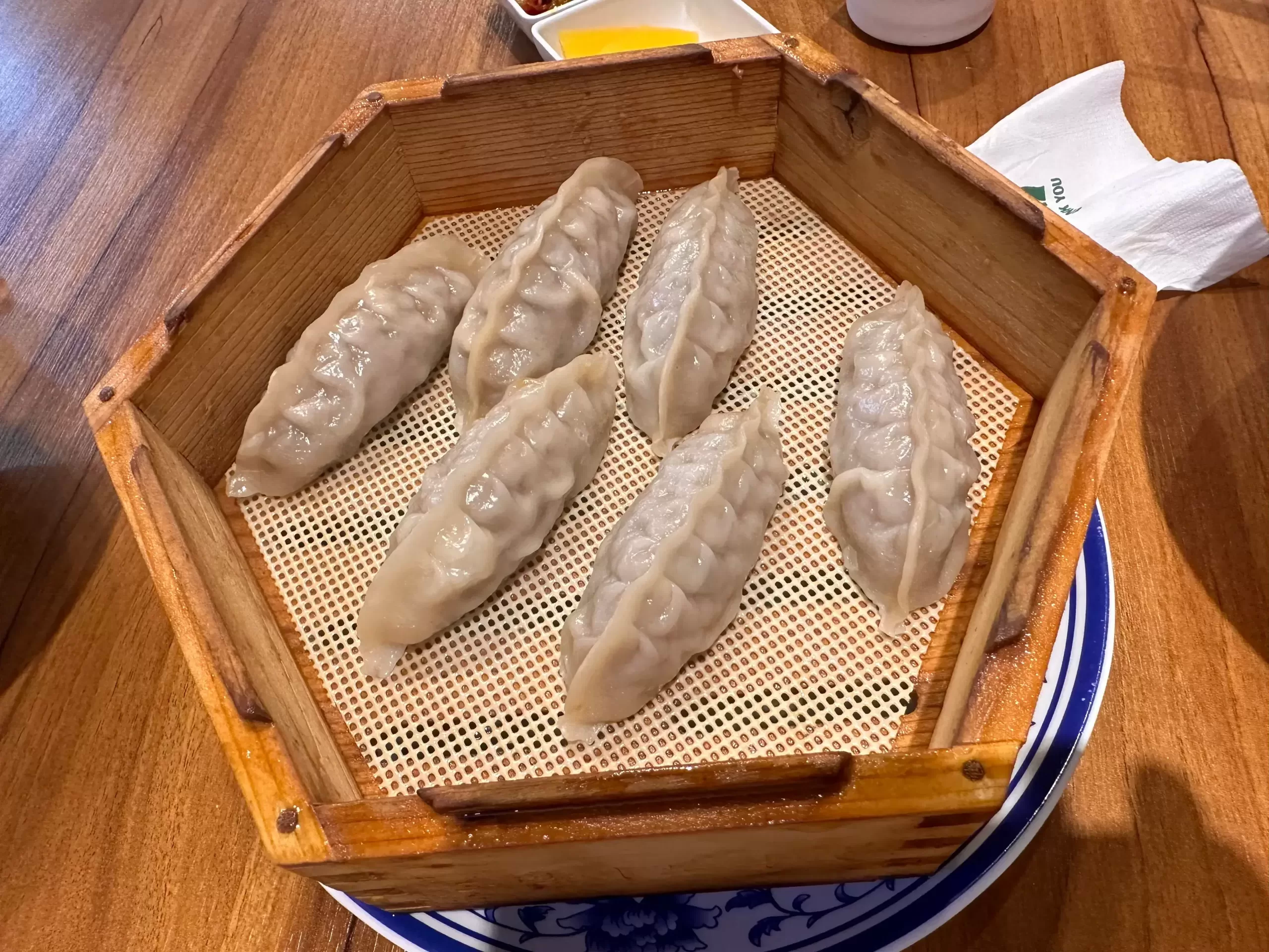 Comiendo dumplings en Corea del Sur