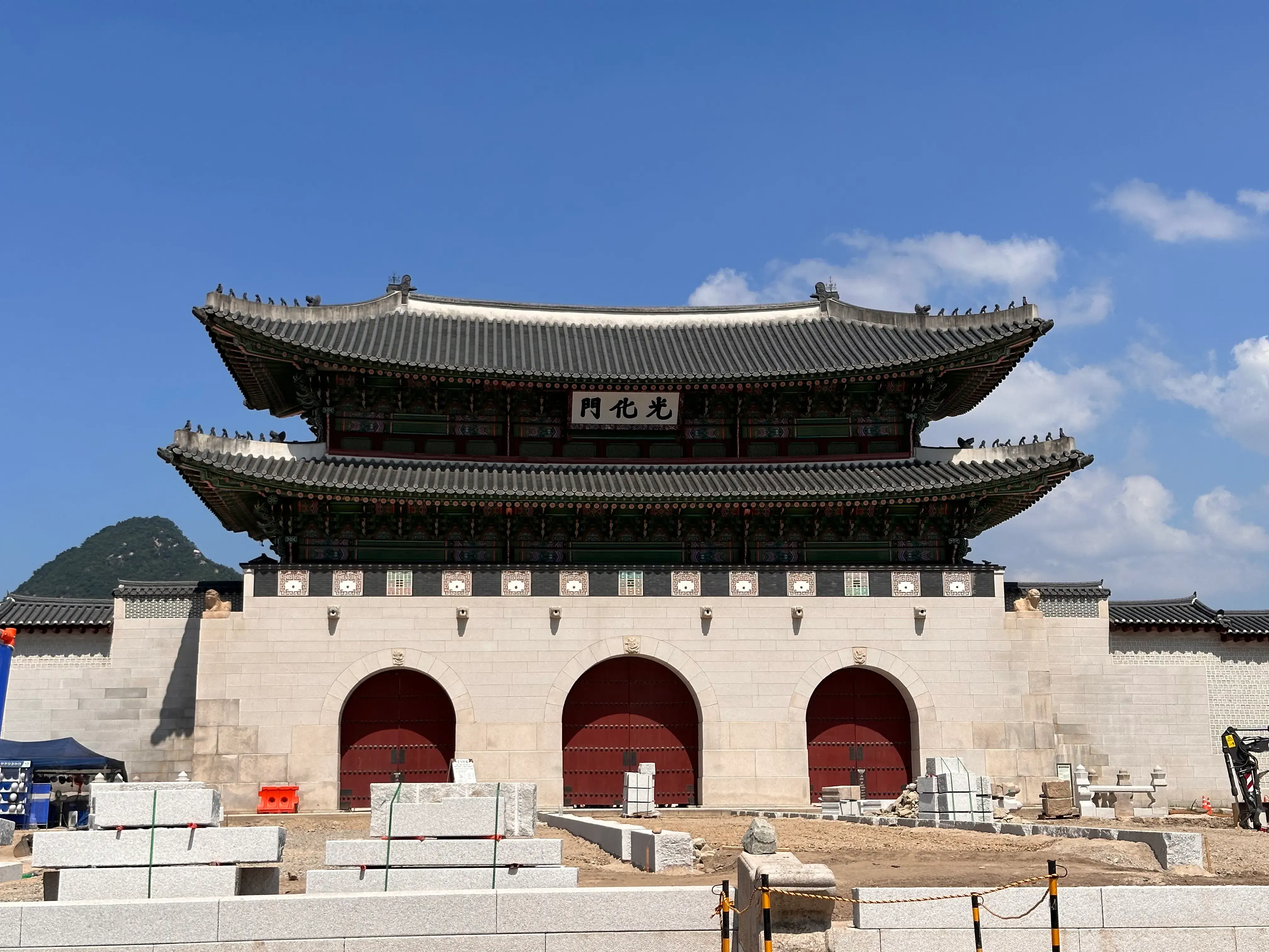 Majestuosa Puerta Gwanghwamun