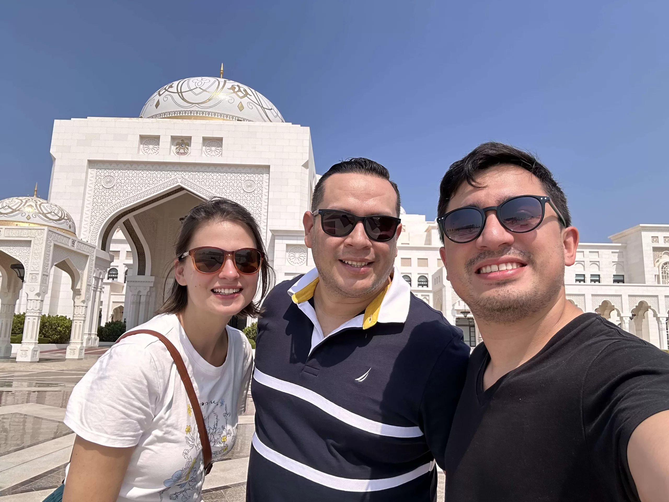 Visitando este recinto de Abu Dhabi