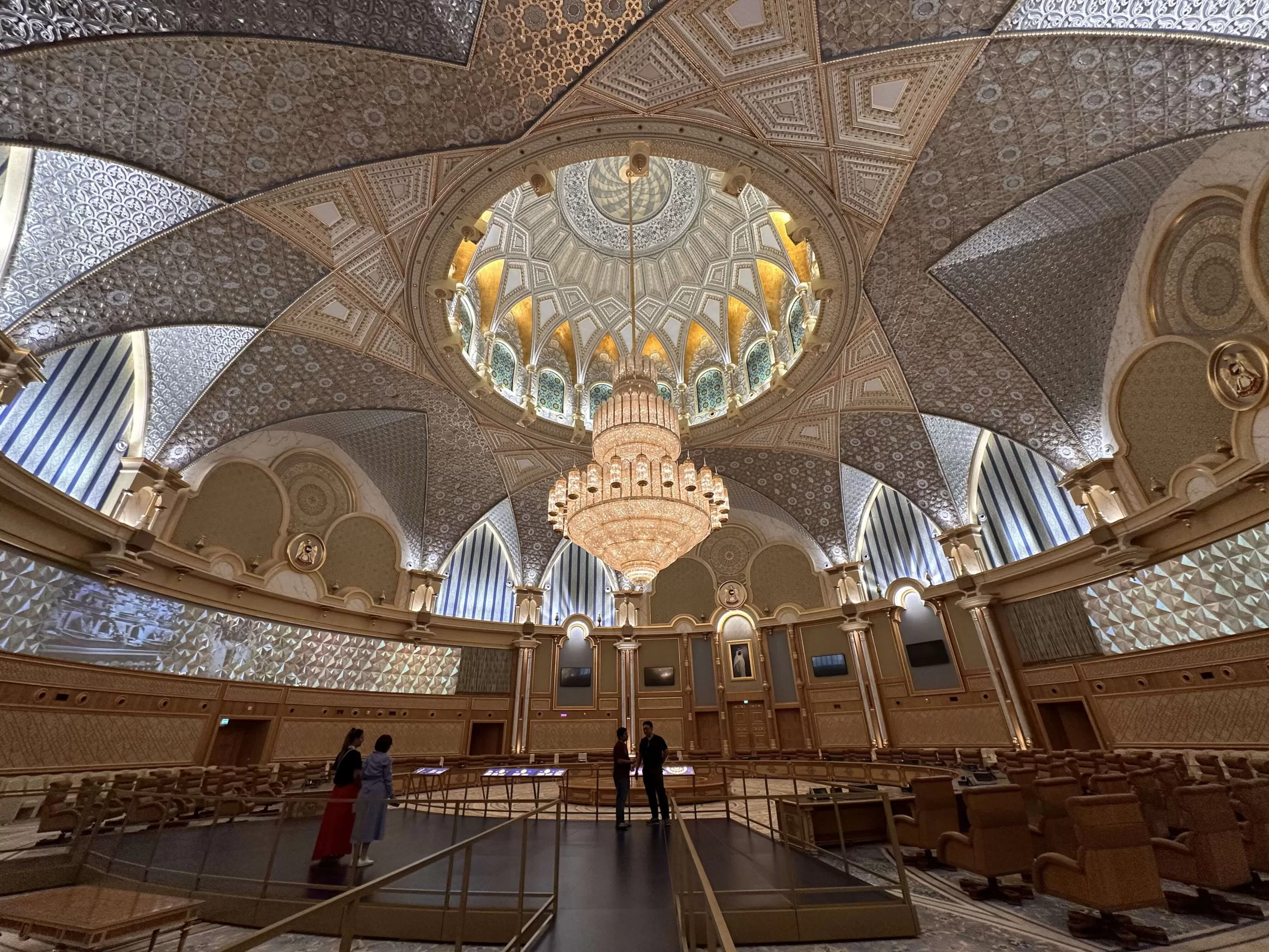 Interior del palacio en Abu Dhabi