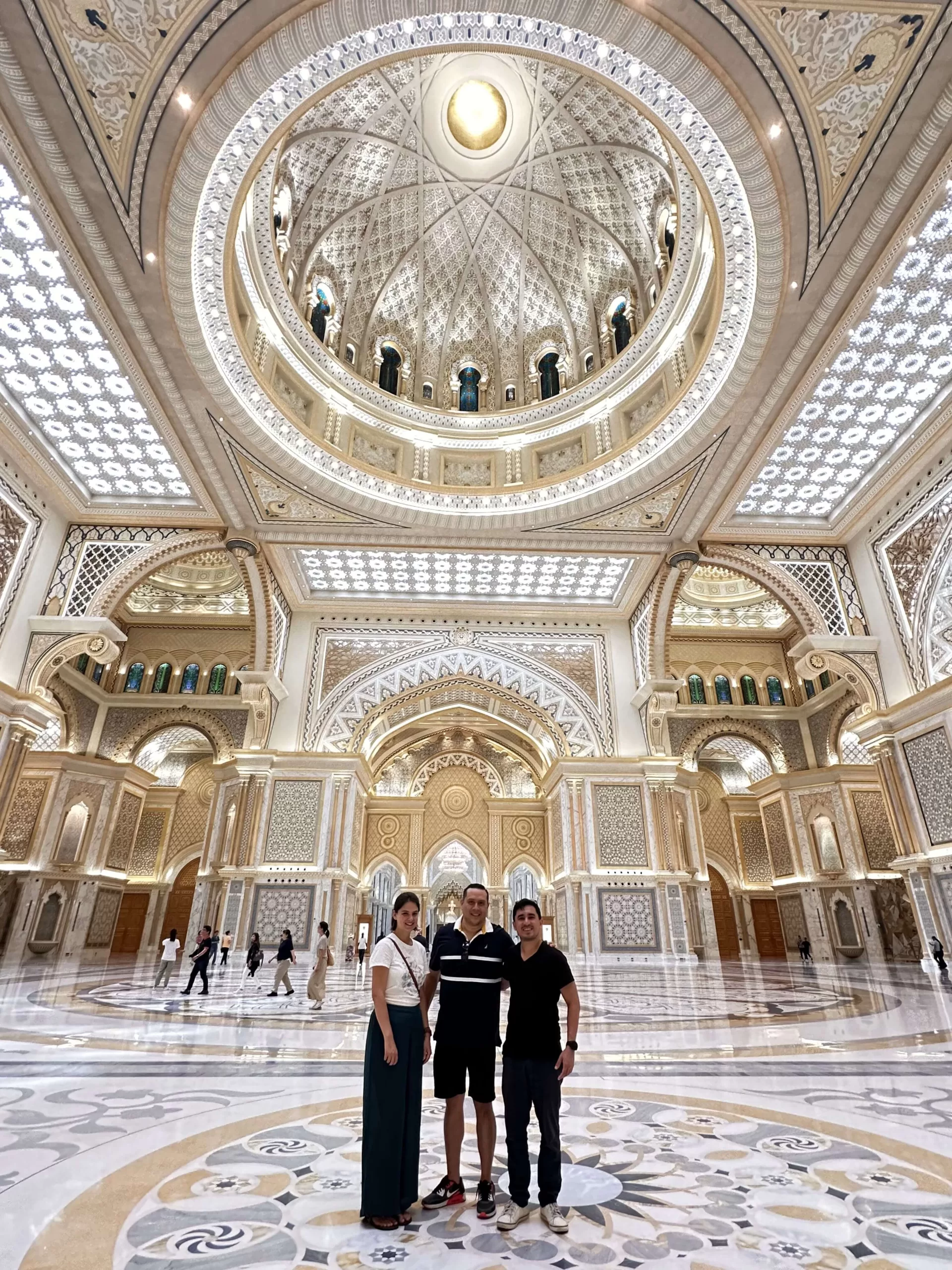 Ostentoso palacio en los Emiratos Árabes Unidos