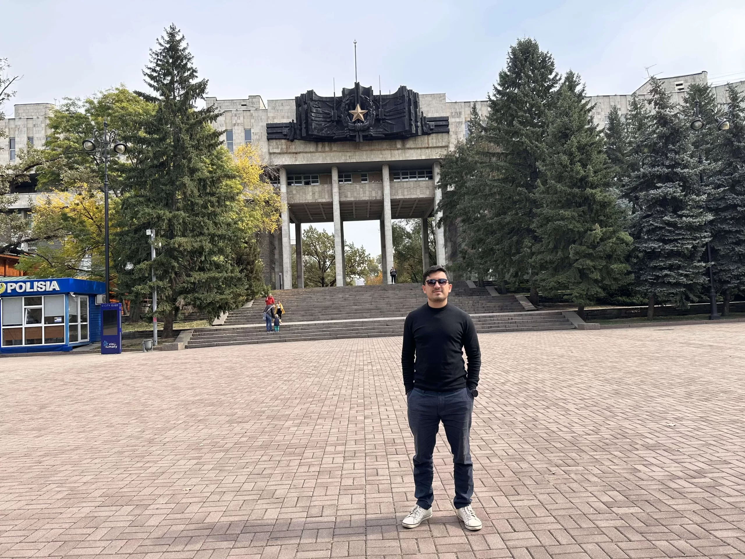Lugares imprescindibles del parque Panfilov