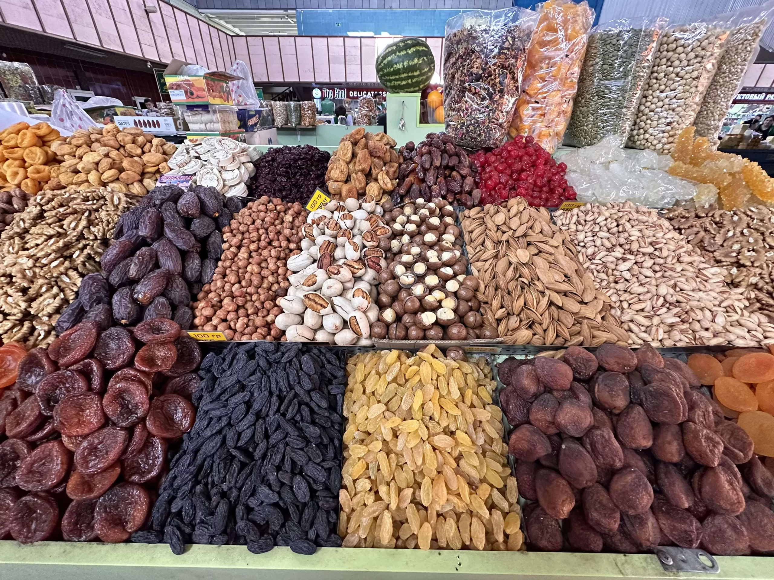 Productos en el Mercado Verde de Almaty