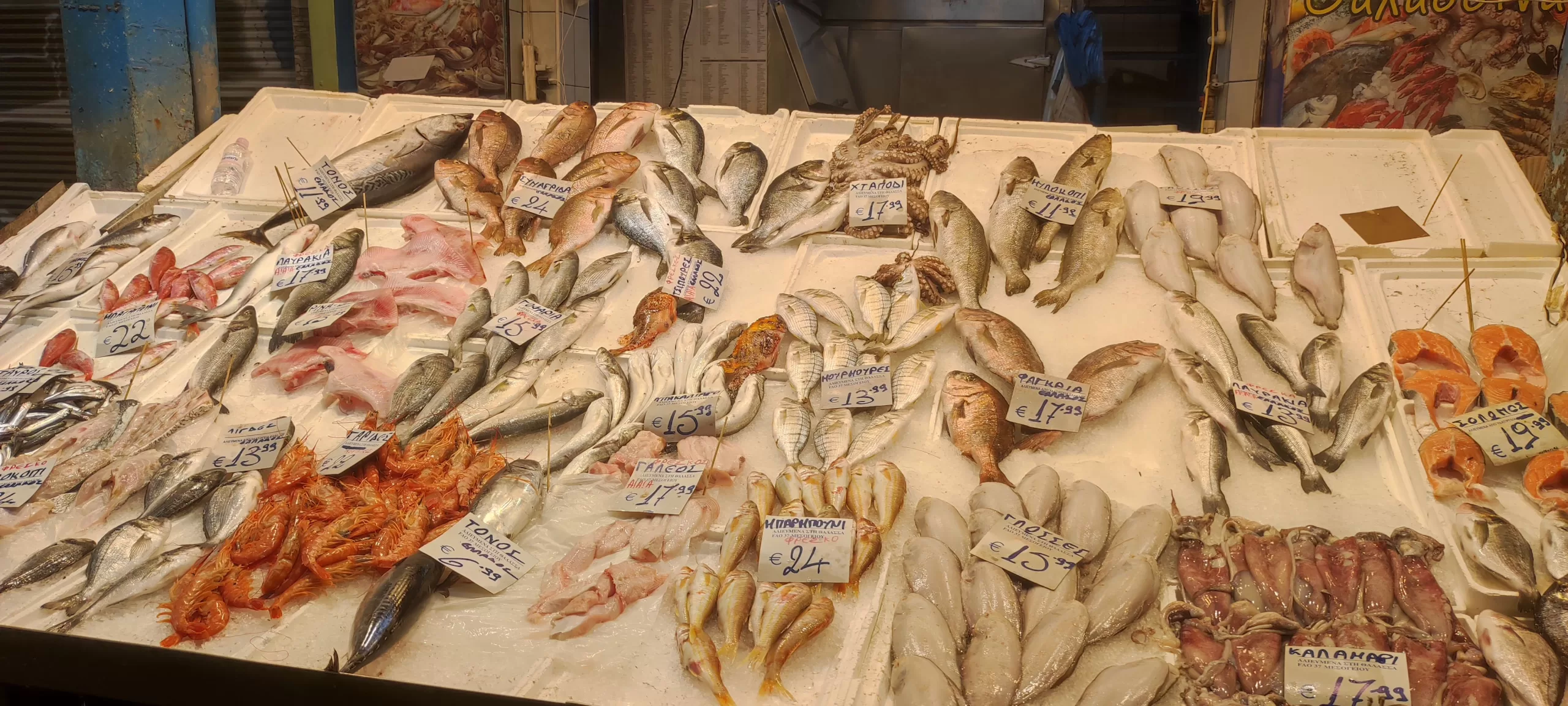mercado de pescado y mariscos en grecia