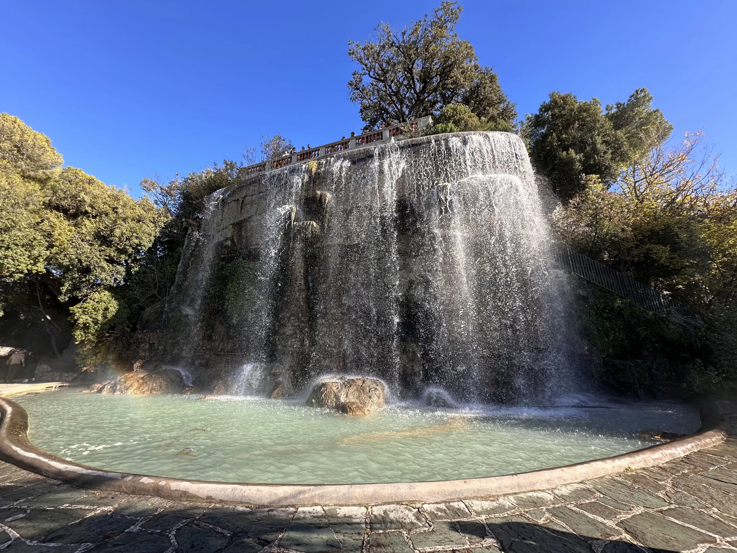 Cascada del Castillo de Niza