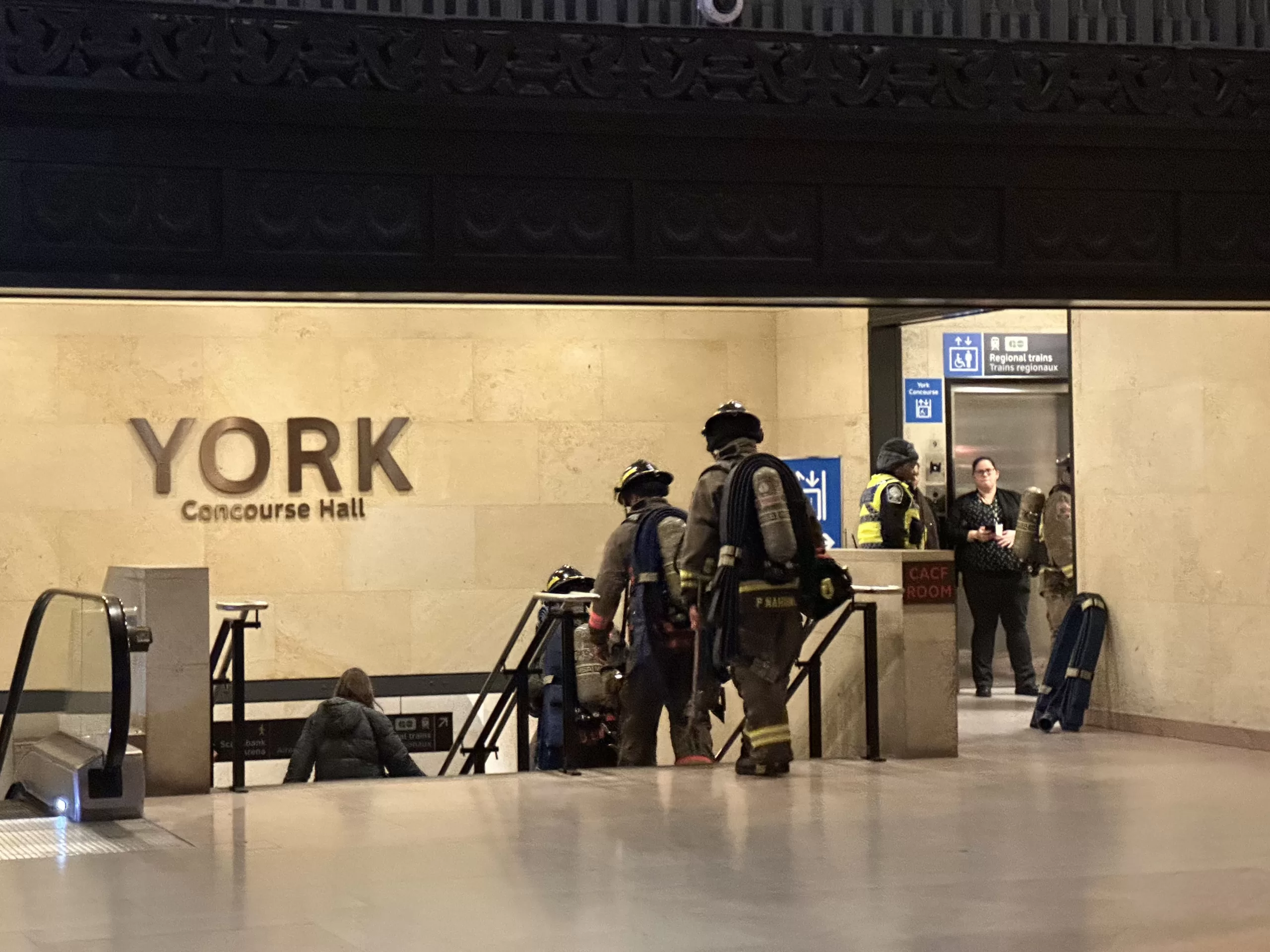 Bomberos en la estación Union Station
