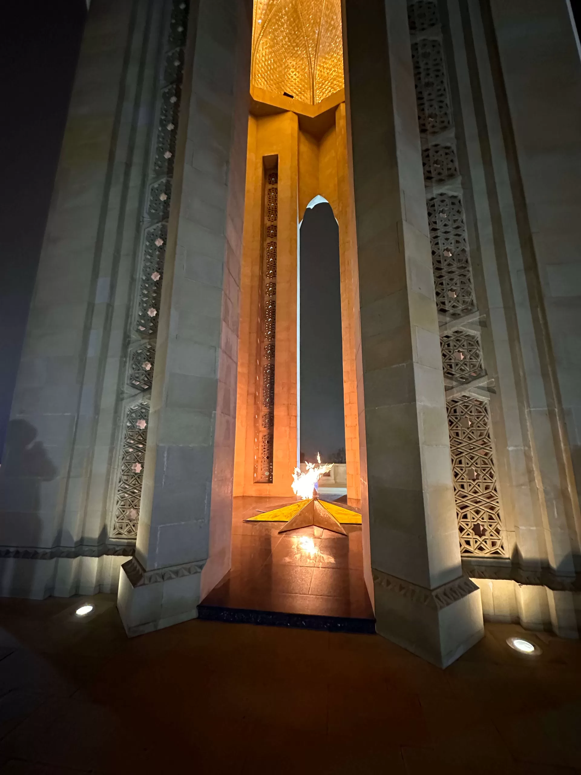 Monumento Shahidlar en Bakú